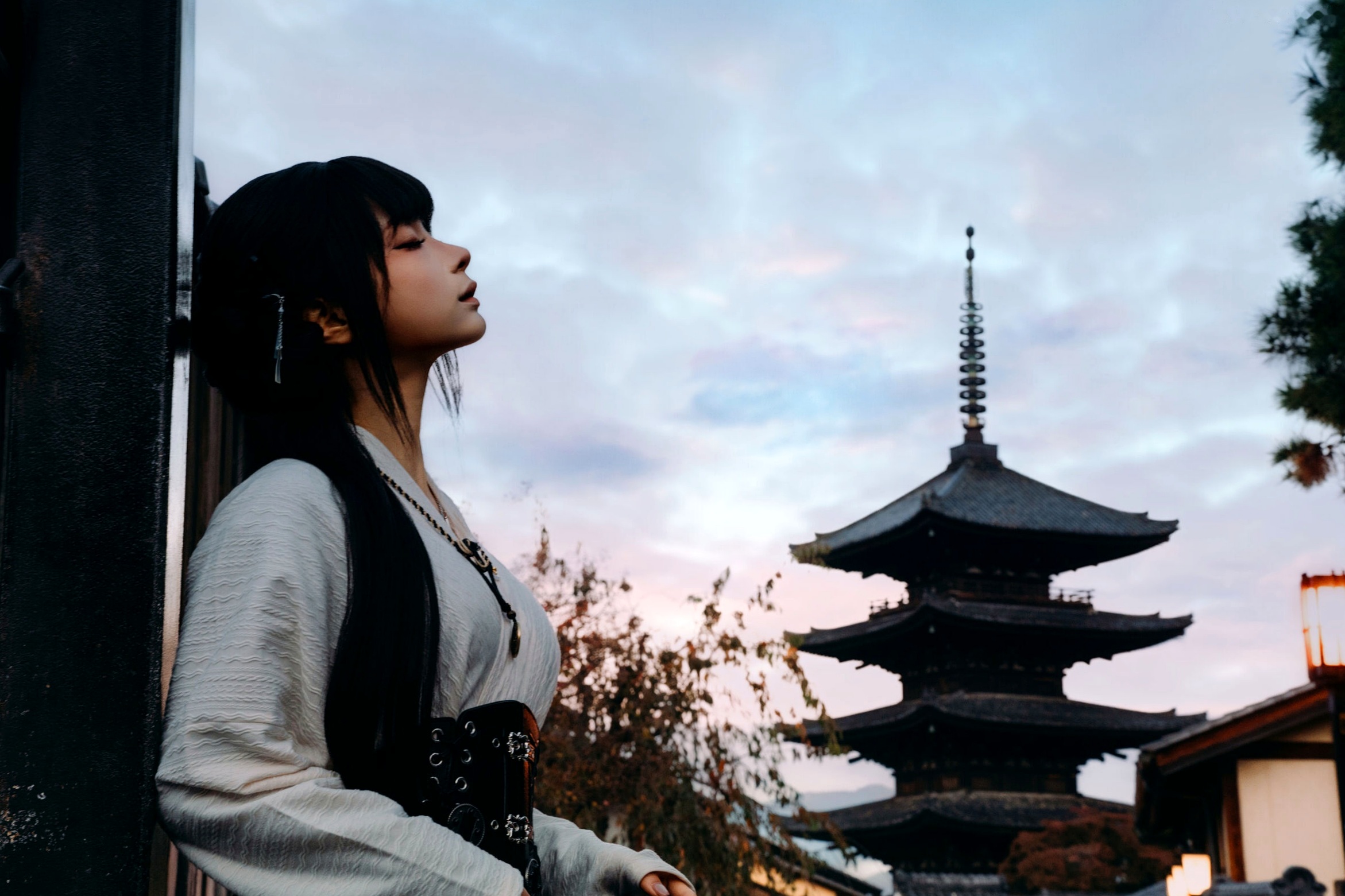 蠢沫沫-秋寻上 日系校服制服与大阪街拍性感写真