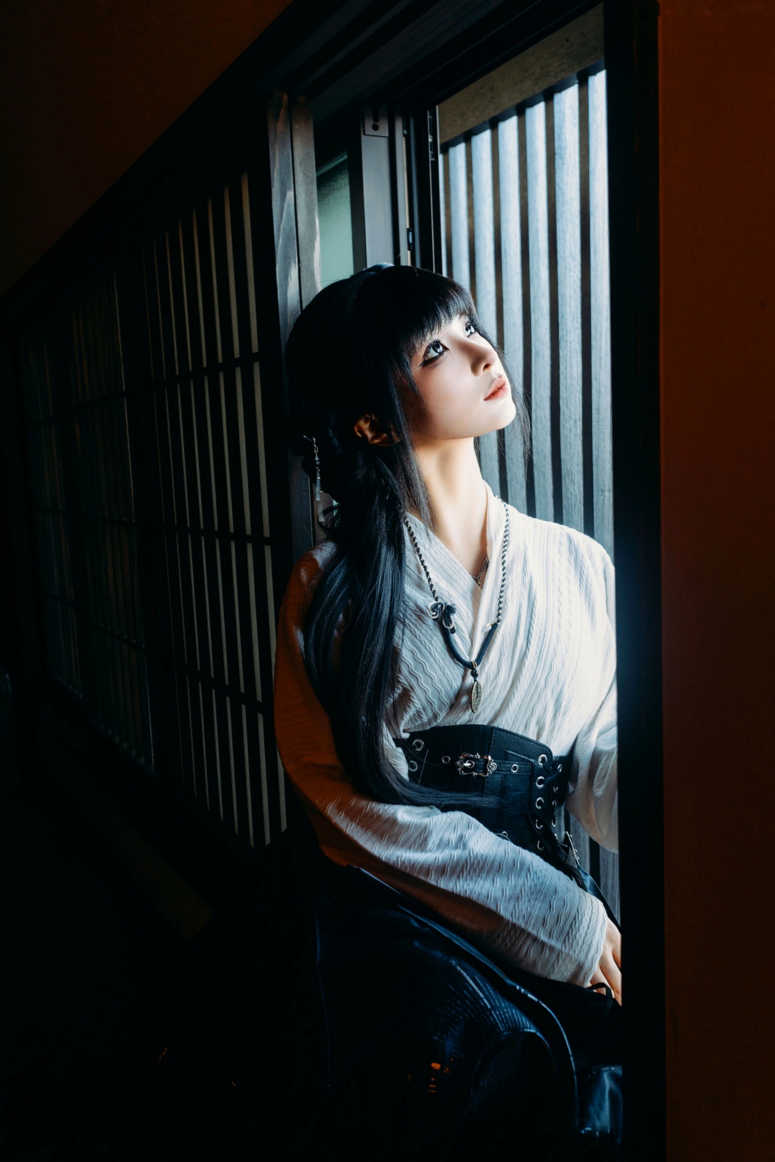 蠢沫沫-秋寻上 日系校服制服与大阪街拍性感写真