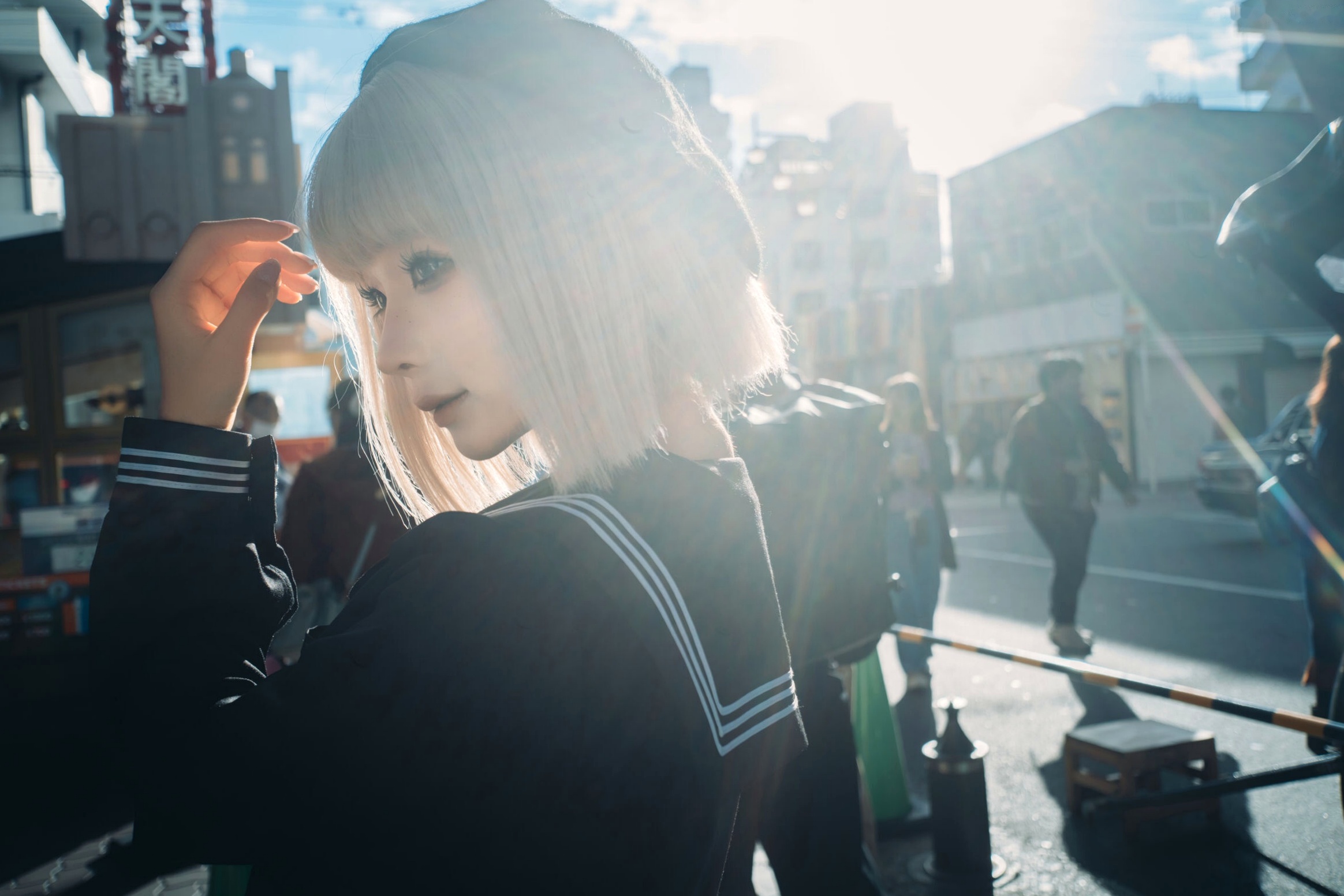 蠢沫沫-秋寻上 日系校服制服与大阪街拍性感写真