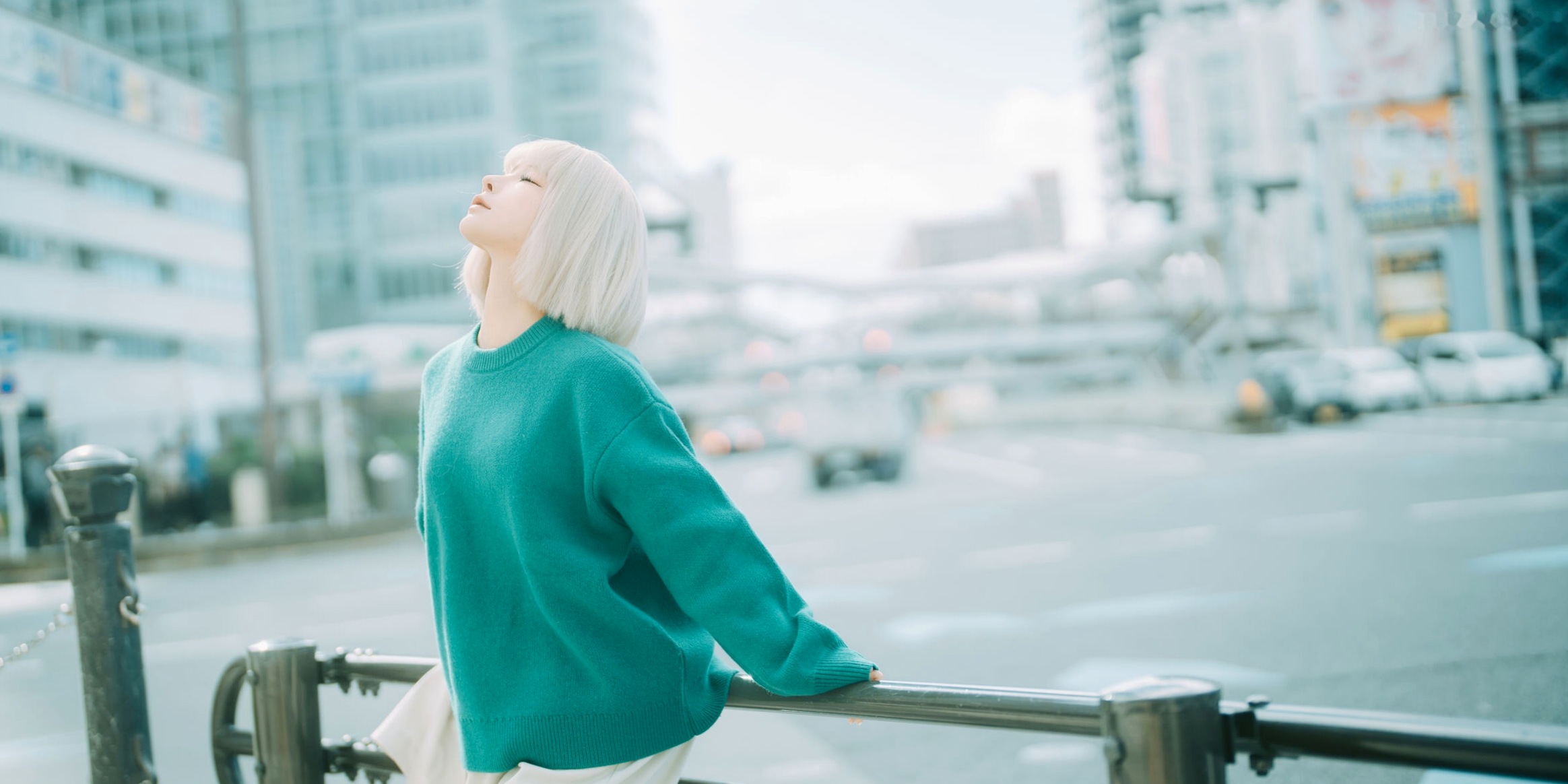 蠢沫沫-秋寻上 日系校服制服与大阪街拍性感写真
