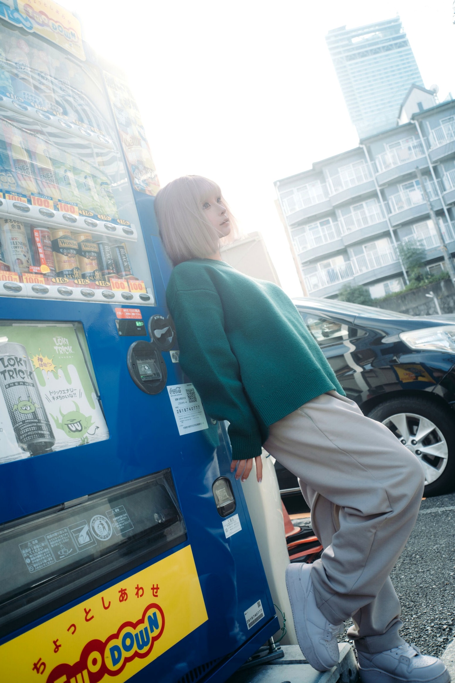 蠢沫沫-秋寻上 日系校服制服与大阪街拍性感写真