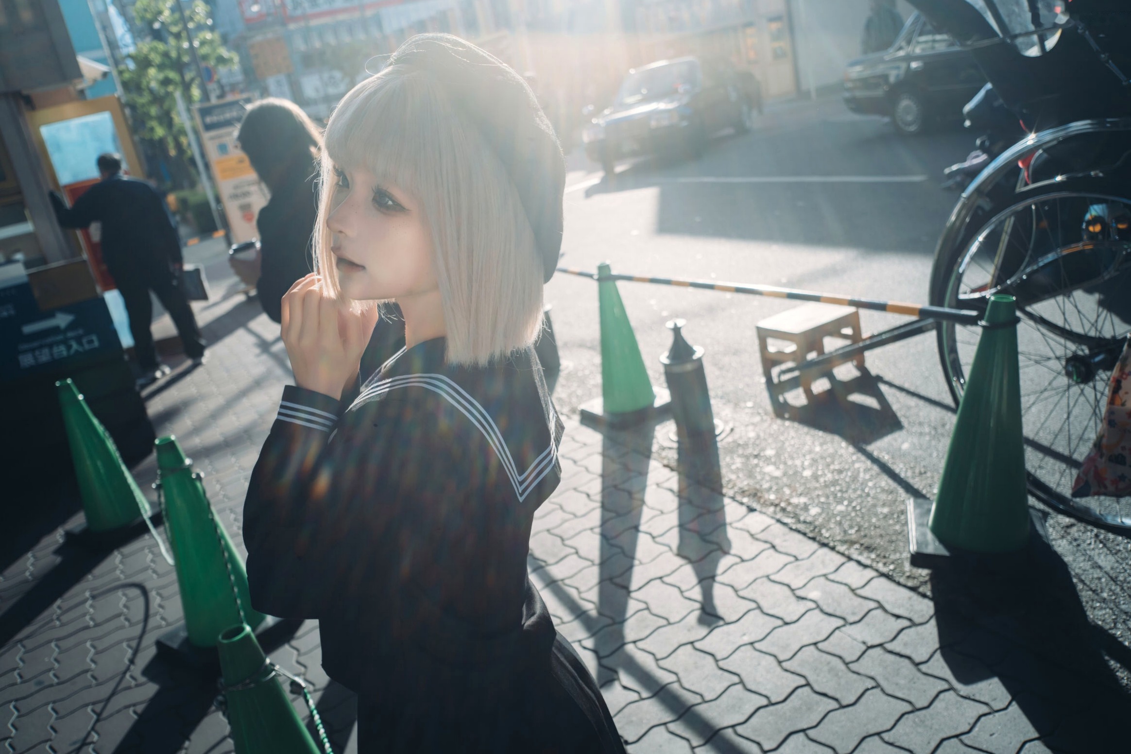 蠢沫沫-秋寻上 日系校服制服与大阪街拍性感写真