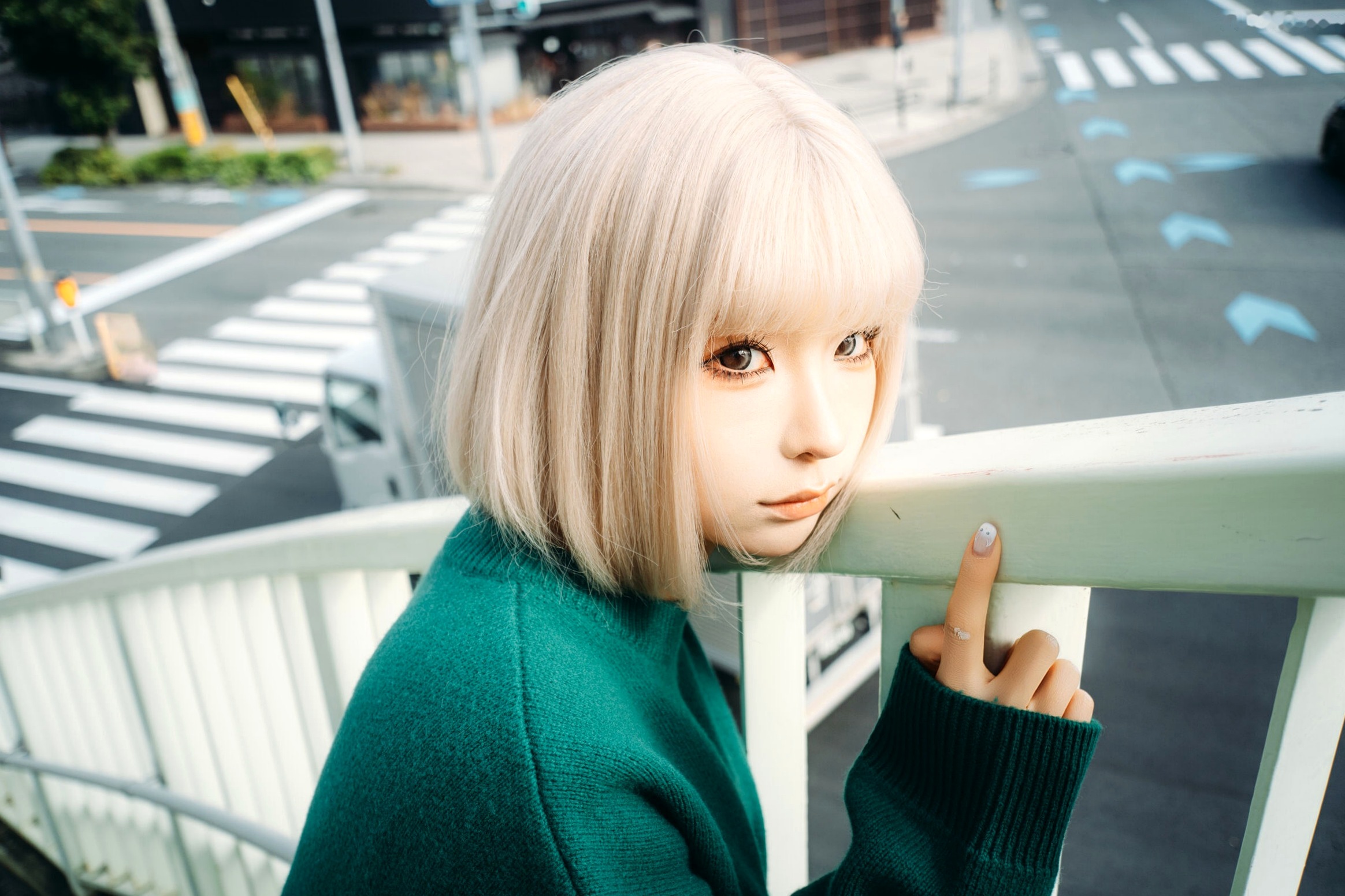 蠢沫沫-秋寻上 日系校服制服与大阪街拍性感写真