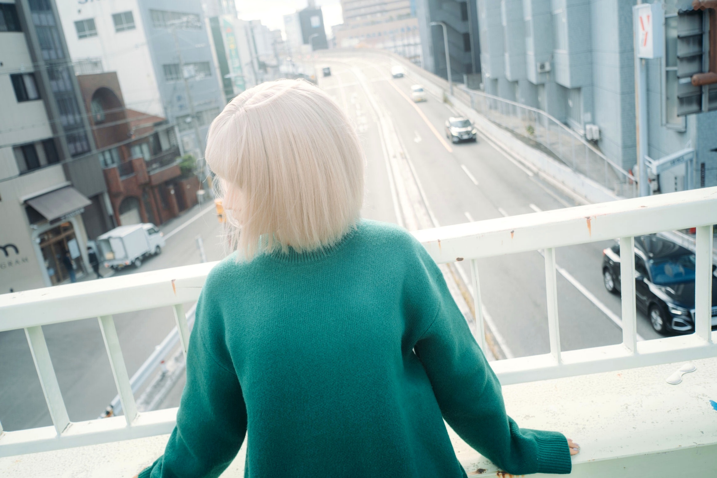 蠢沫沫-秋寻上 日系校服制服与大阪街拍性感写真