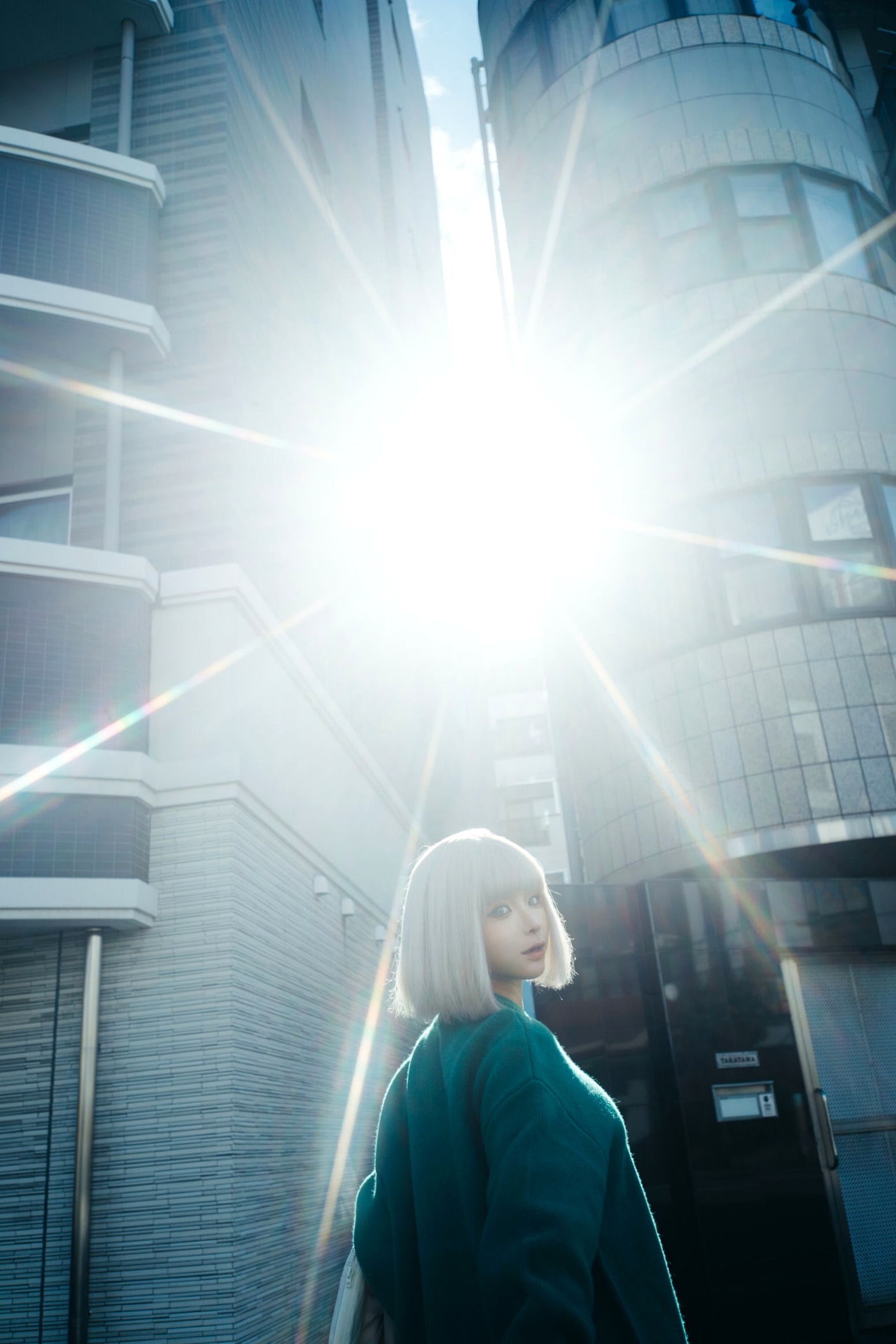 蠢沫沫-秋寻上 日系校服制服与大阪街拍性感写真