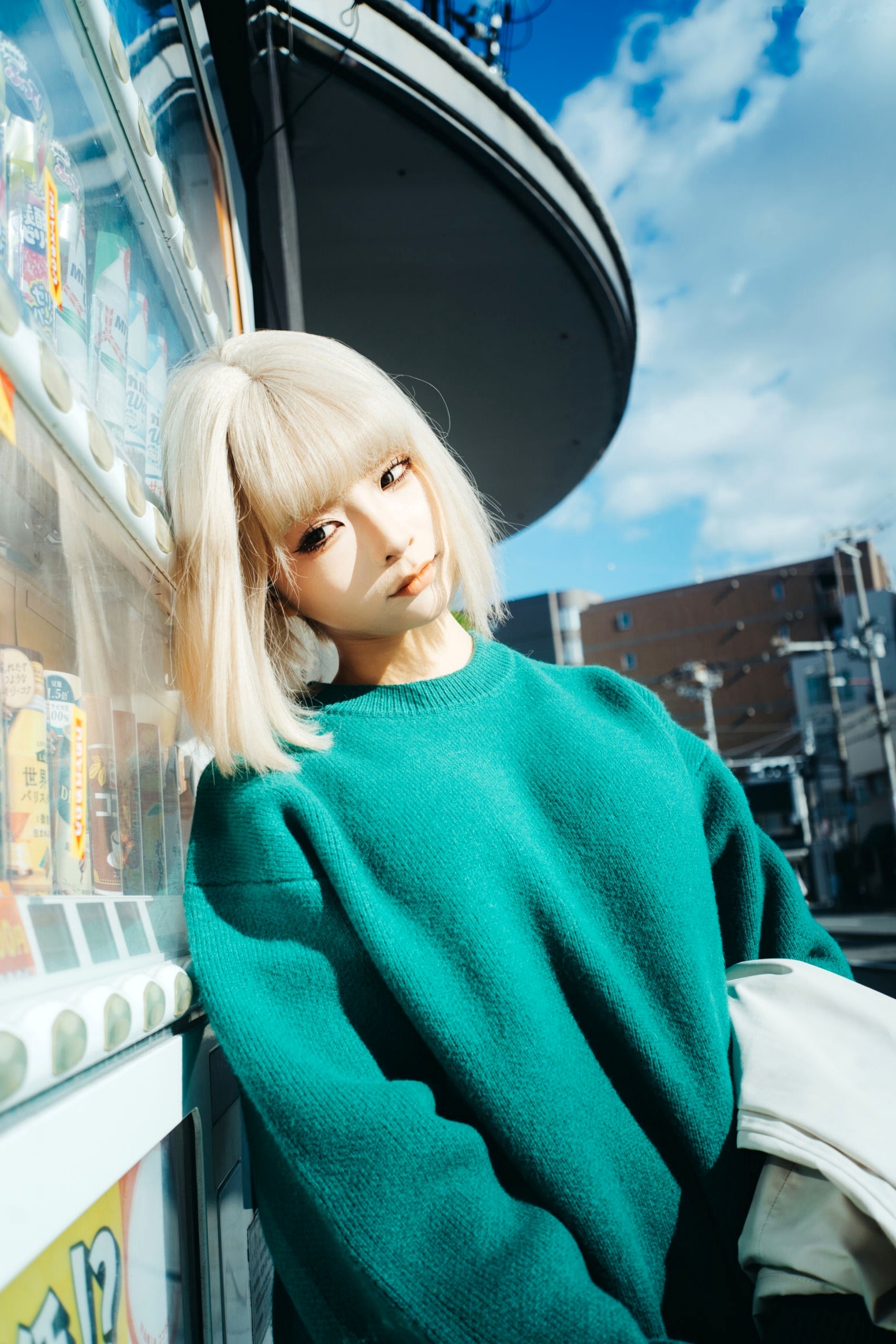 蠢沫沫-秋寻上 日系校服制服与大阪街拍性感写真