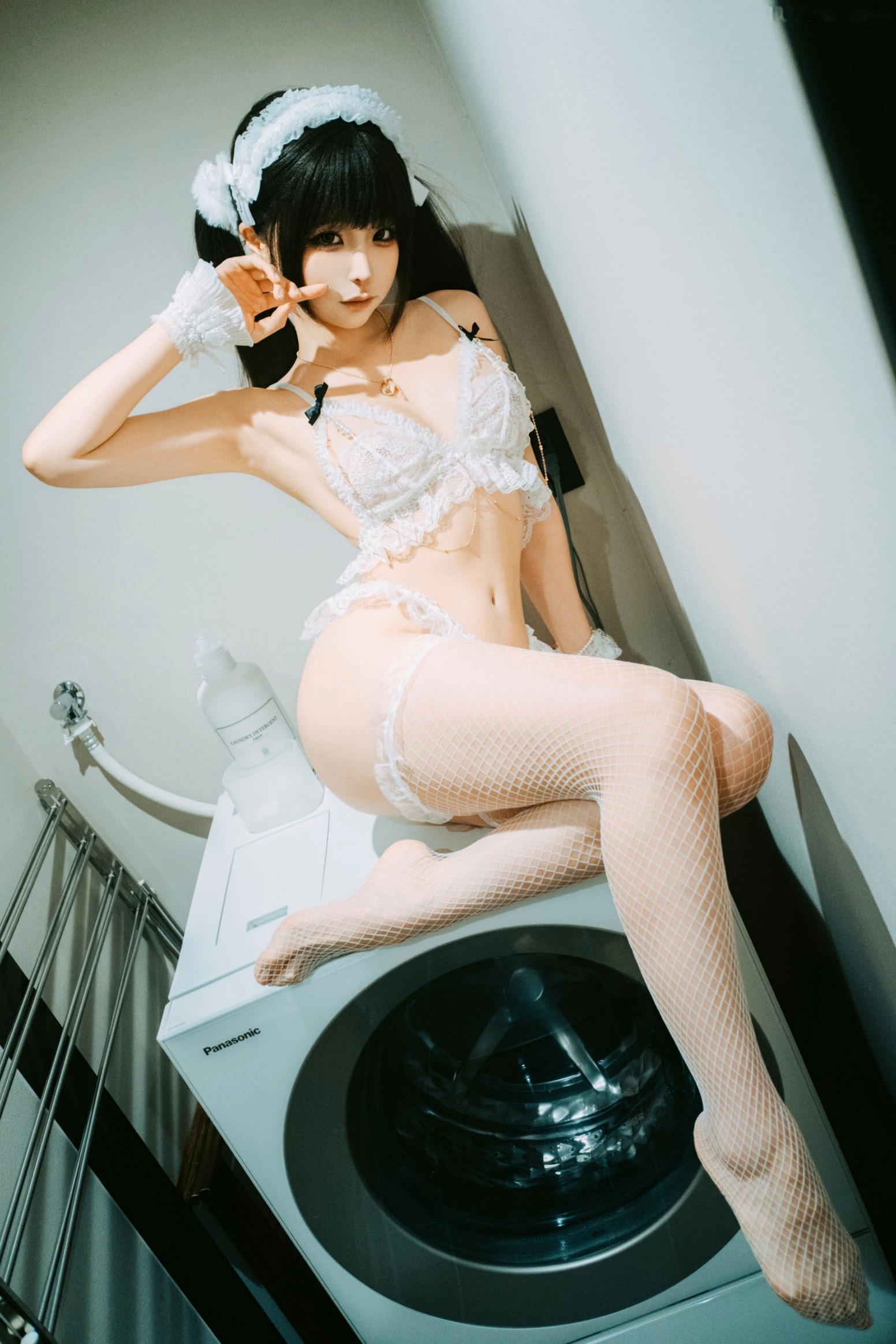 蠢沫沫-秋寻上 日系校服制服与大阪街拍性感写真
