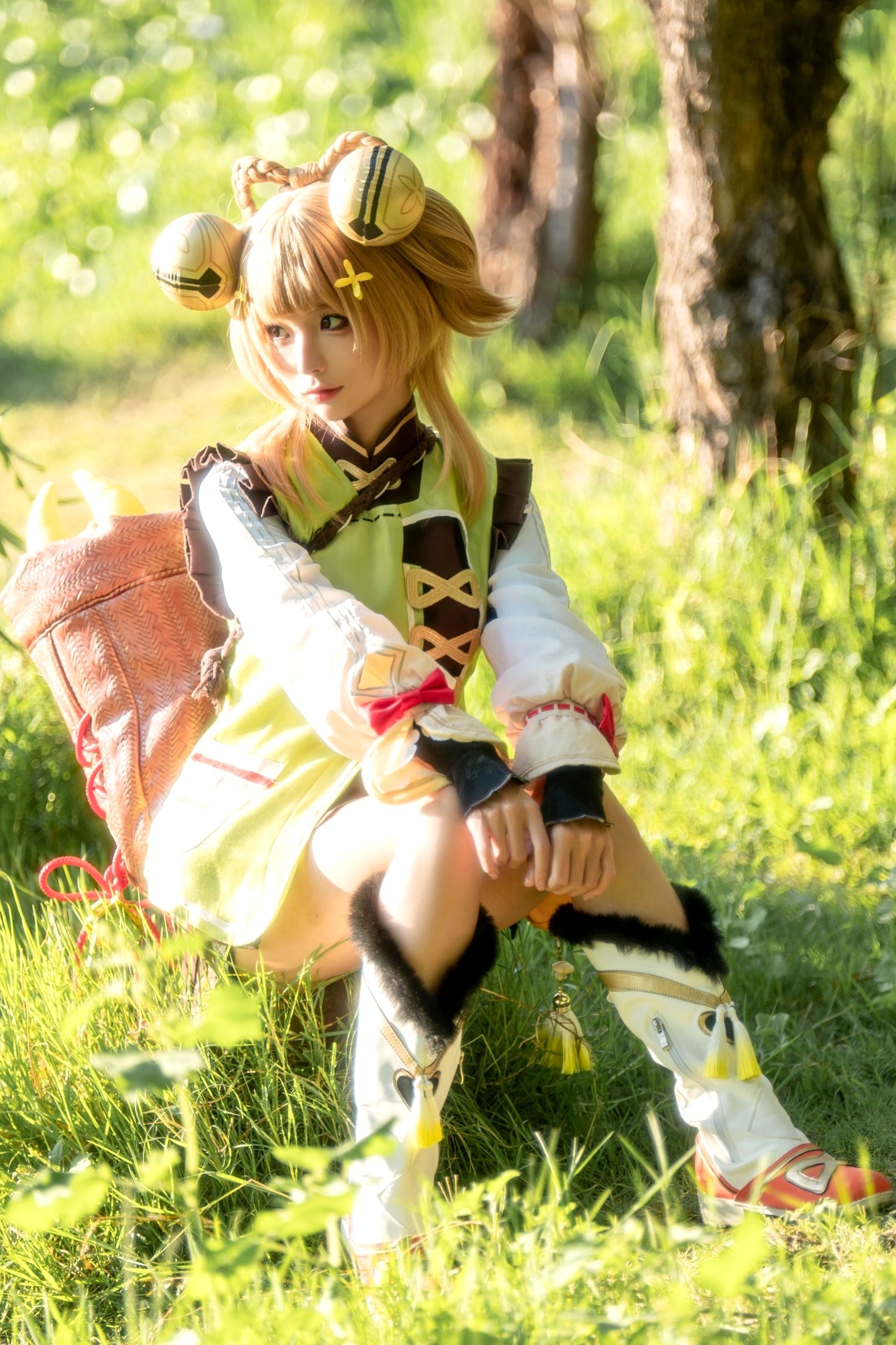 蠢沫沫-瑶瑶原神Cosplay户外阳光草地清新治愈萌系写真