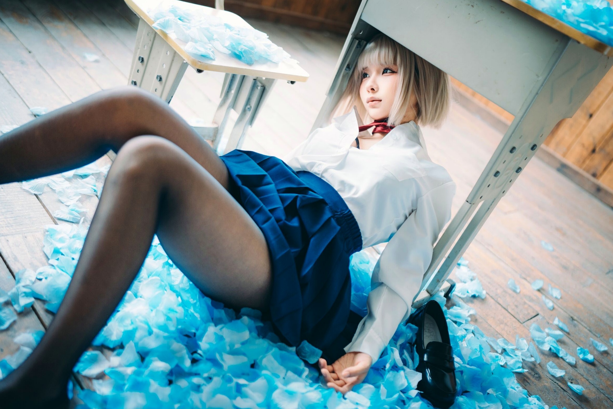 蠢沫沫-2025年09月自拍-4套 魅惑鬼姬Cosplay与黑丝校服写真