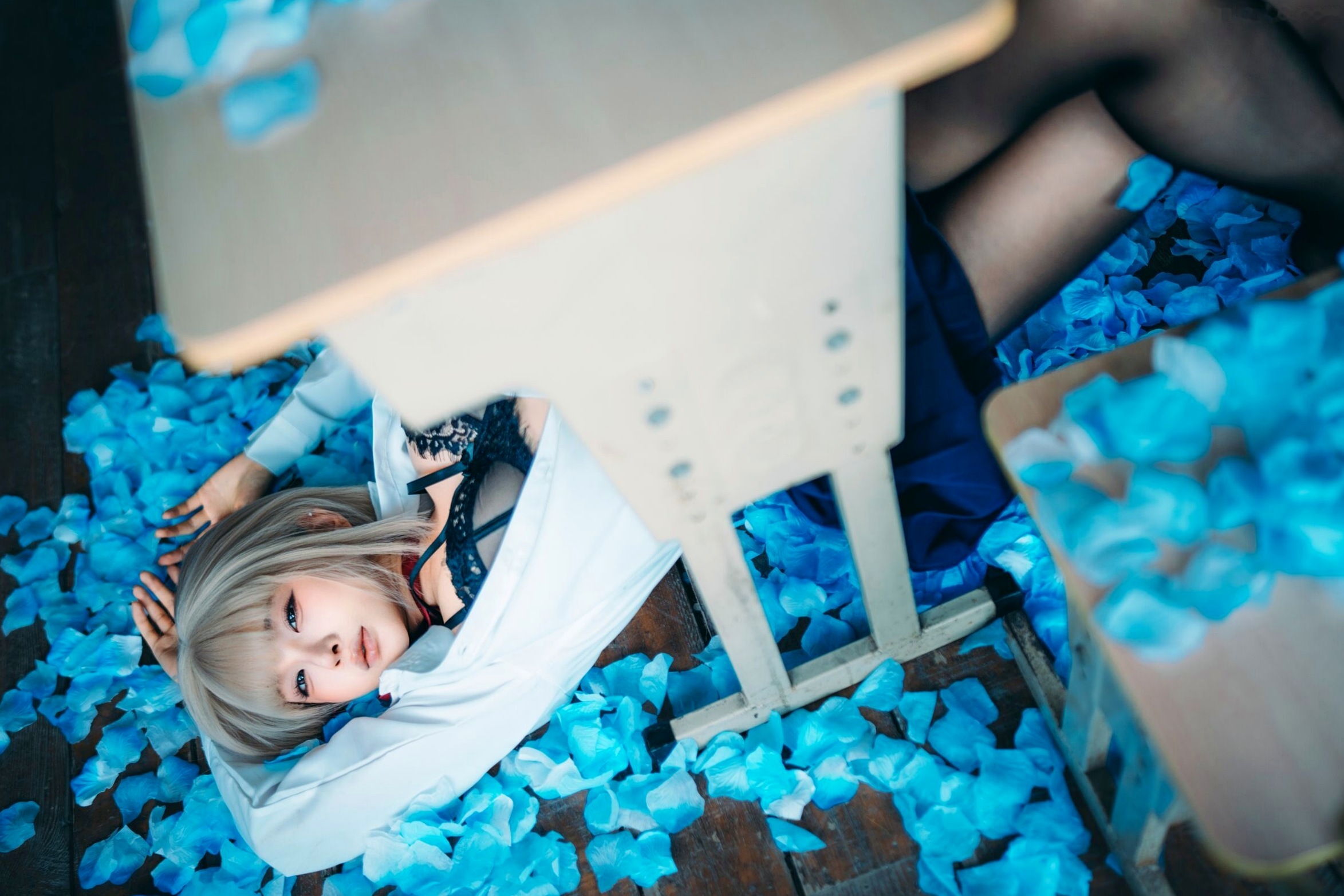 蠢沫沫-2025年09月自拍-4套 魅惑鬼姬Cosplay与黑丝校服写真