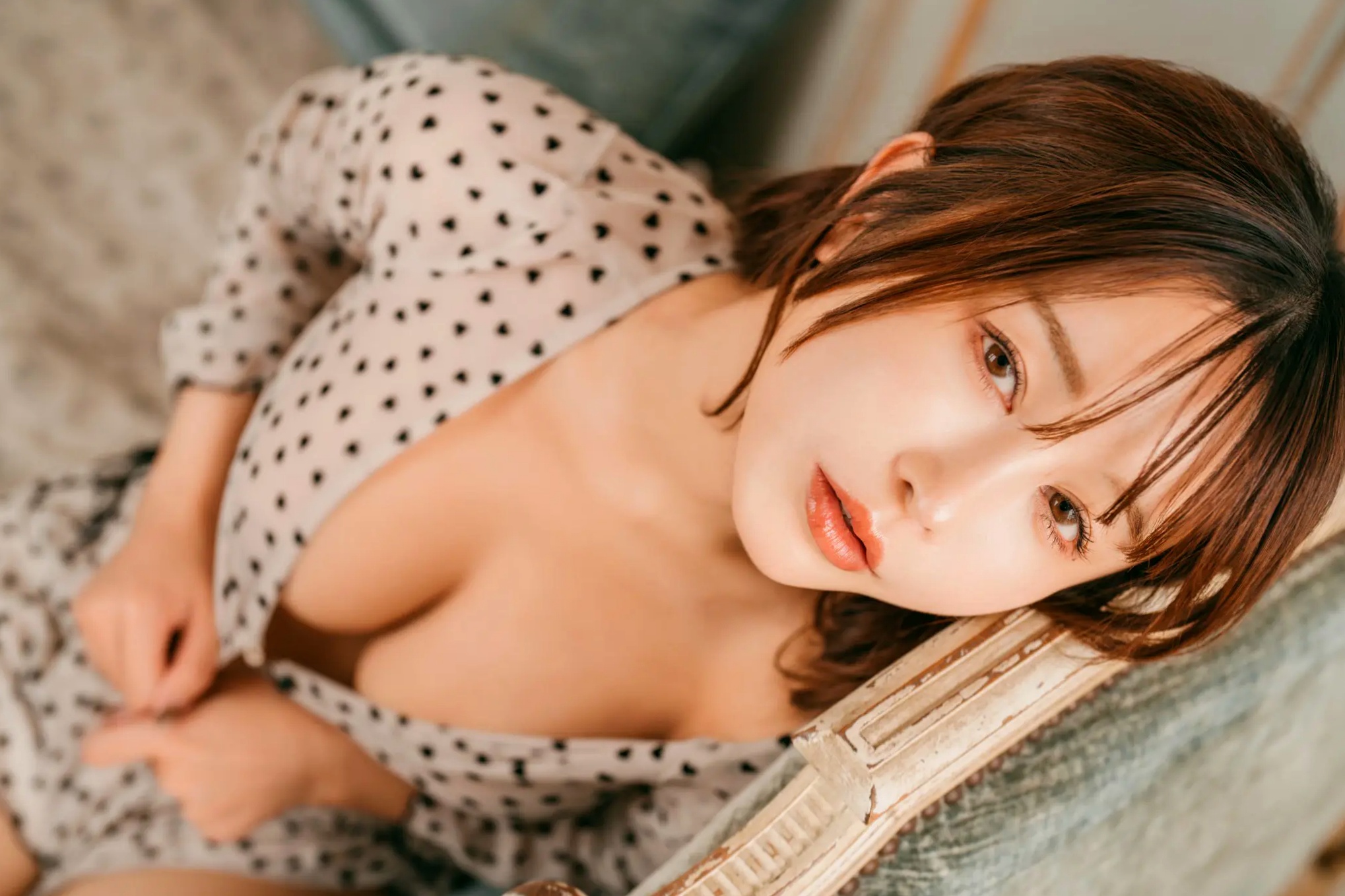 いくみ – (193iKkyu3) Loungewear 性感家居内衣私房照 窗边诱惑美臀写真