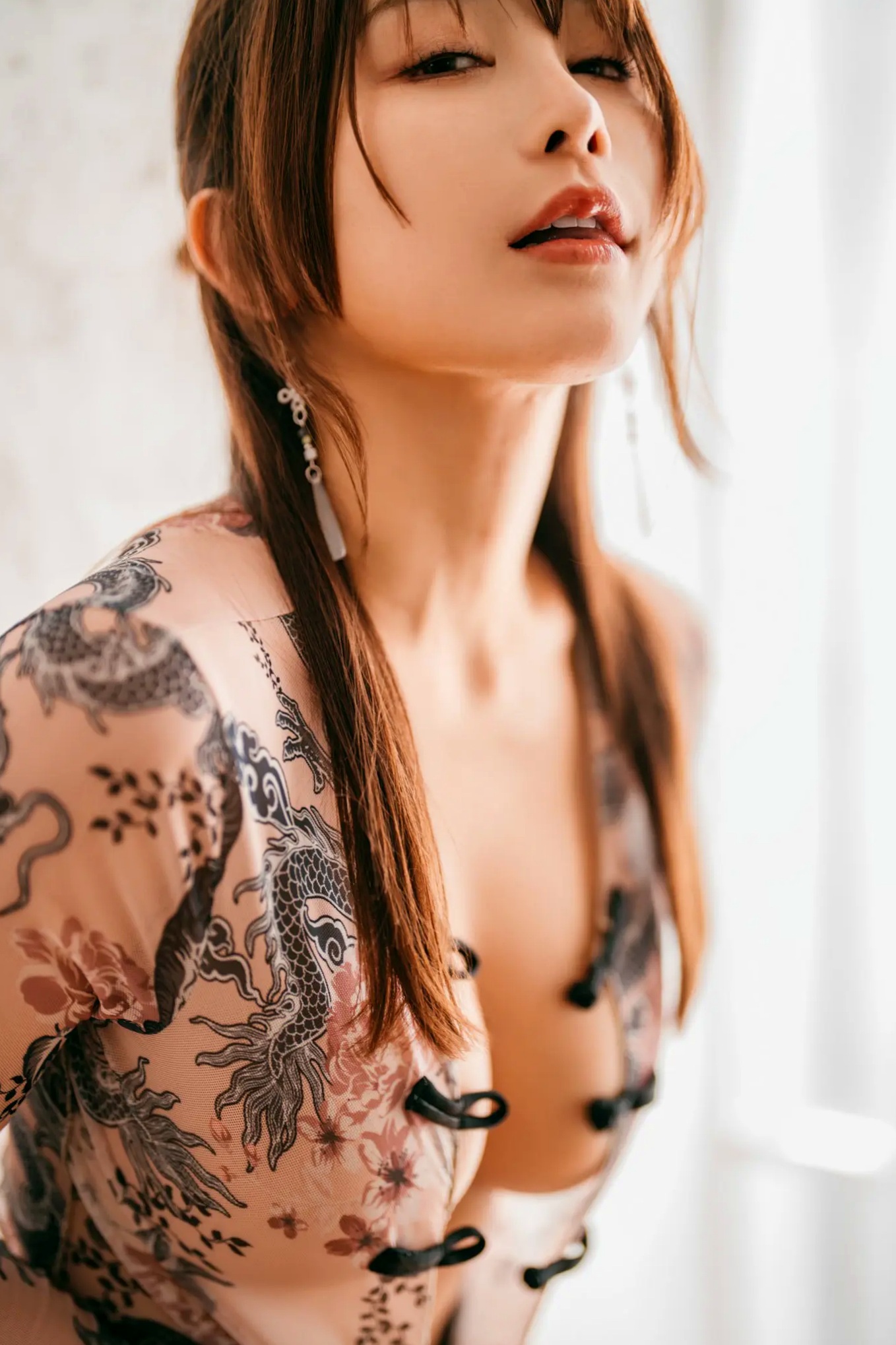 いくみ (193iKkyu3) 中式透视短衫性感私房写真