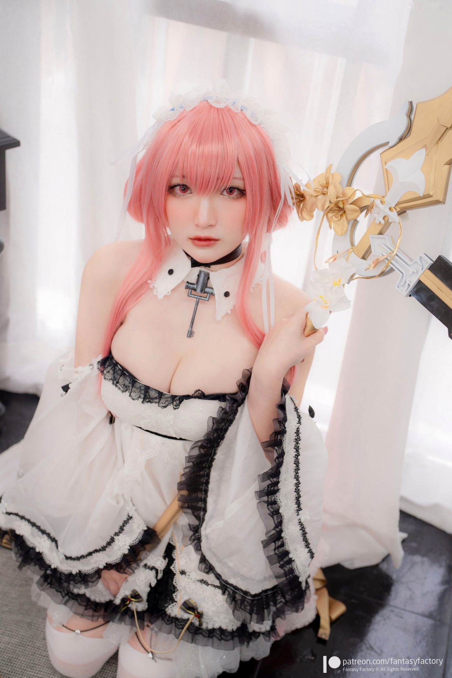 Fantasy-Factory-小丁Ding-碧蓝航线-柏修斯-Perseus-Azur-Lane-粉发护士制服性感COS写真