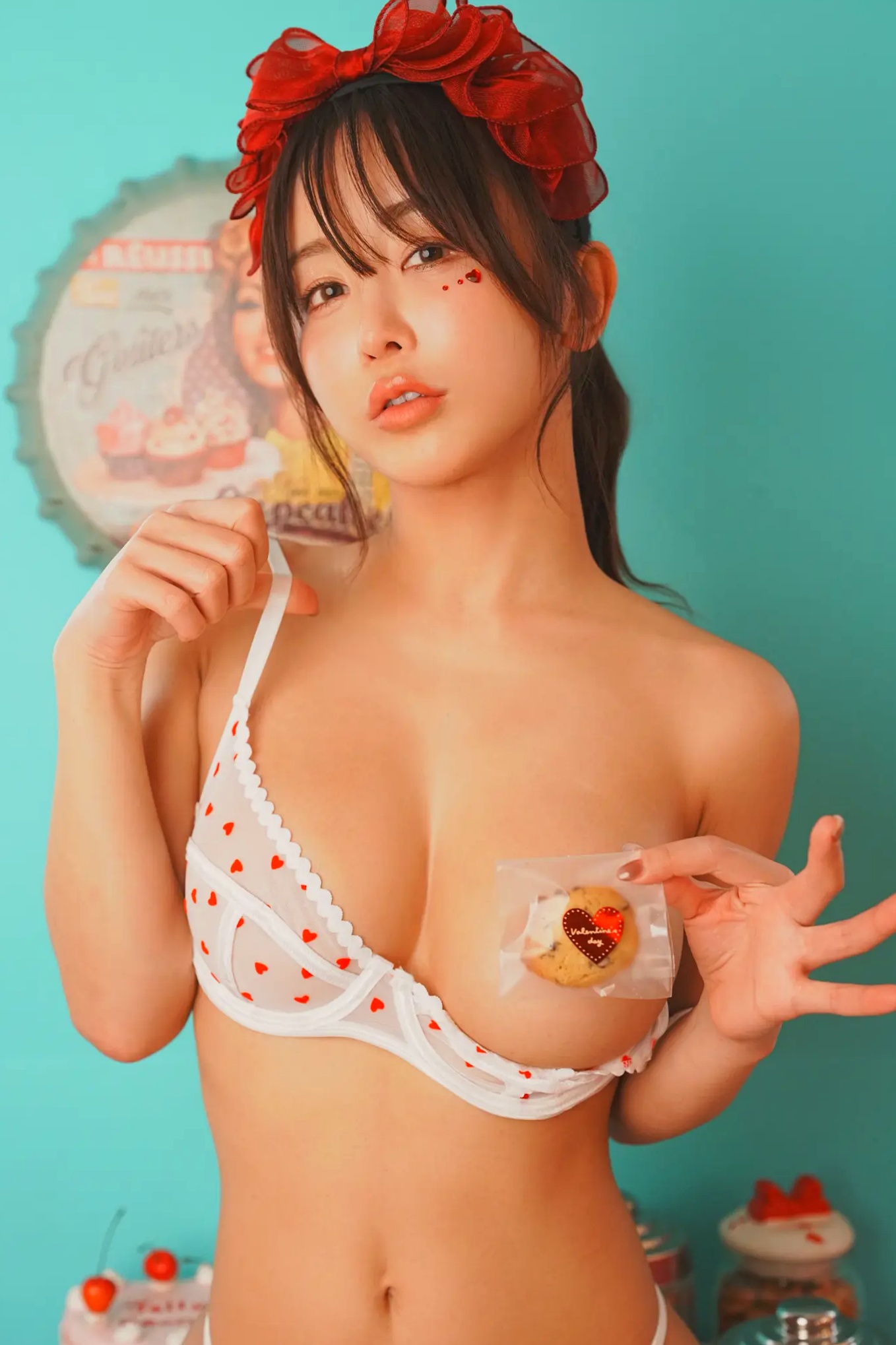 いくみ (193iKkyu3) 浪漫情人节甜美写真,身穿可爱爱心内衣,演绎极致性感诱惑