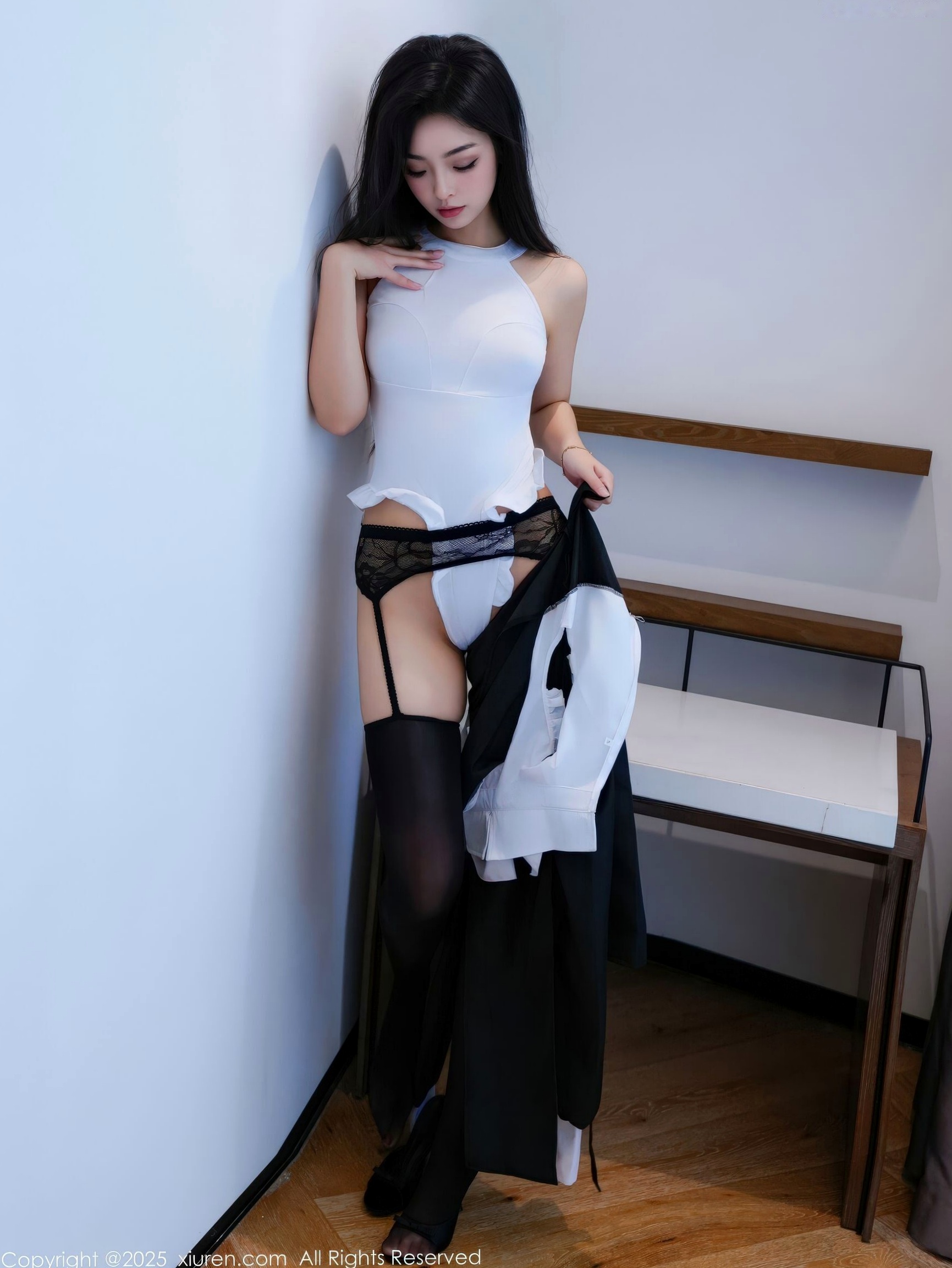秀人网11059白琮瑗:极致诱惑黑白情趣修女服,绝美黑丝吊带私房写真,完美曲线尽显妩媚风情