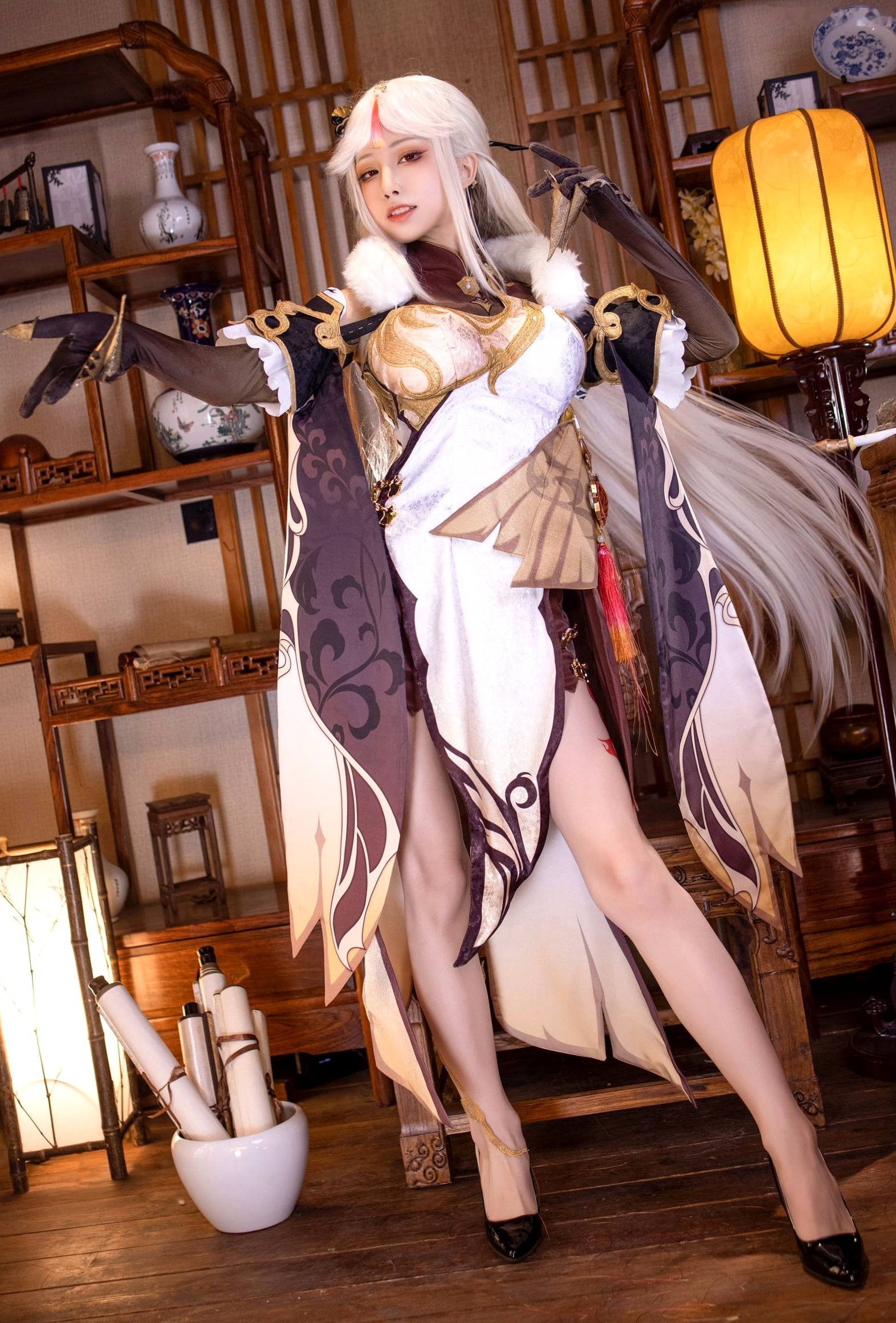 Gallery - 水淼 - Shui Miao -Aqua-凝光原神Cosplay古风写真,古典韵味与极致诱惑完美碰撞,诠释御姐绝美身姿性感角色扮演私房照诱惑 女神私房照_秀色女神