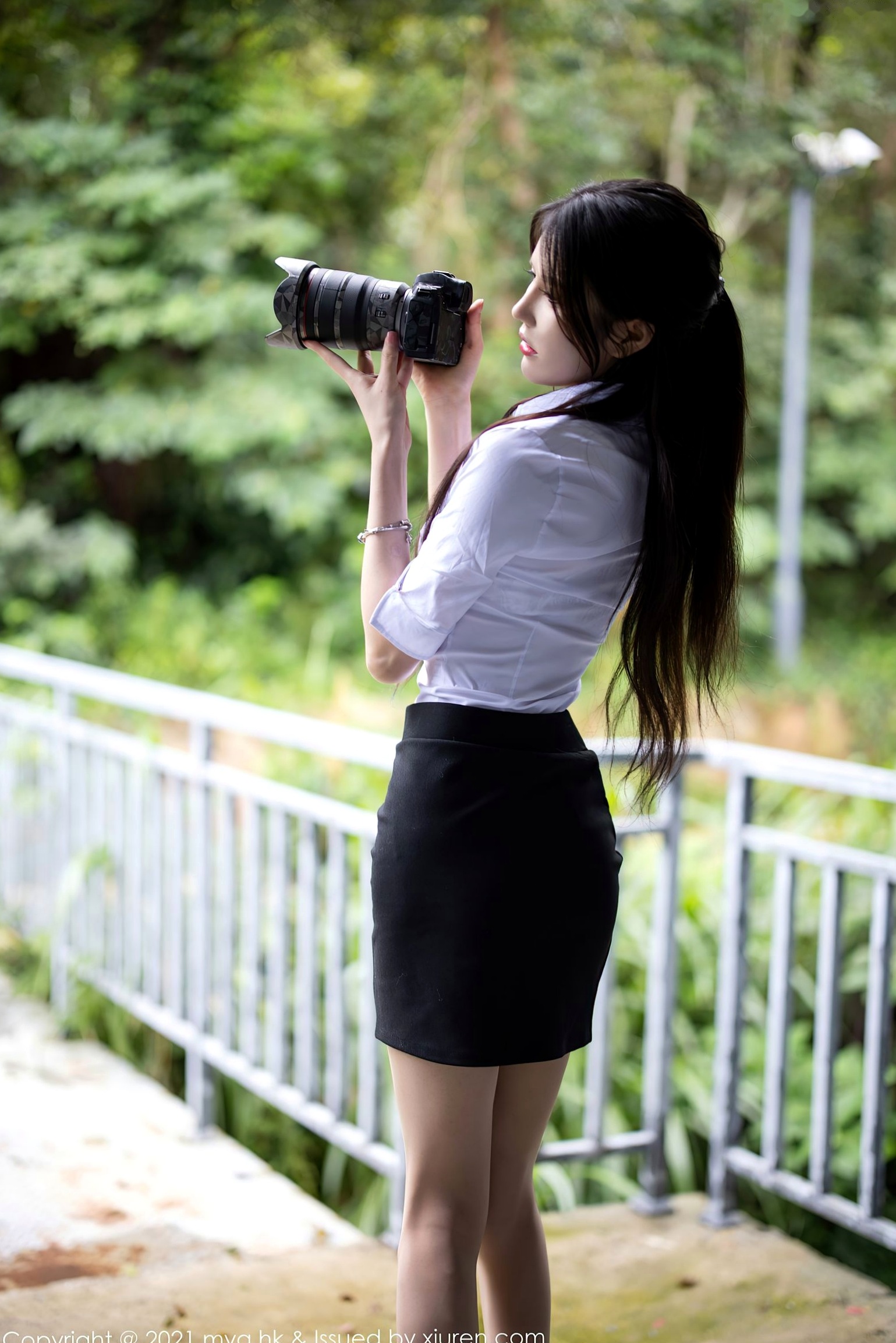 Gallery - MyGirl美媛馆-572-媛媛酱Belle:职场白衬衫黑短裙制服诱惑,性感丝袜长腿居家私房照,优雅干练的职场佳人气质写真美媛馆制服丝袜私房照诱惑 女神私房照_秀色女神
