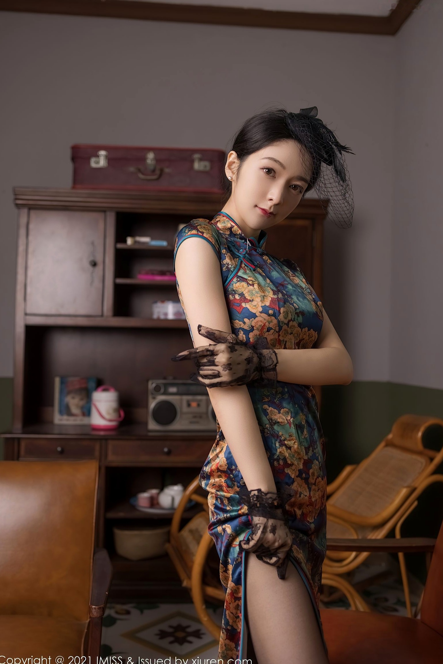 Gallery - IMiss爱蜜社 - Honey Club -591-小热巴:民国风古典旗袍演绎复古诱惑,黑丝长腿与优雅妆造尽显东方极致韵味大尺度写真爱蜜社 - Honey Club 旗袍黑丝性感诱惑制服 女神私房照_秀色女神
