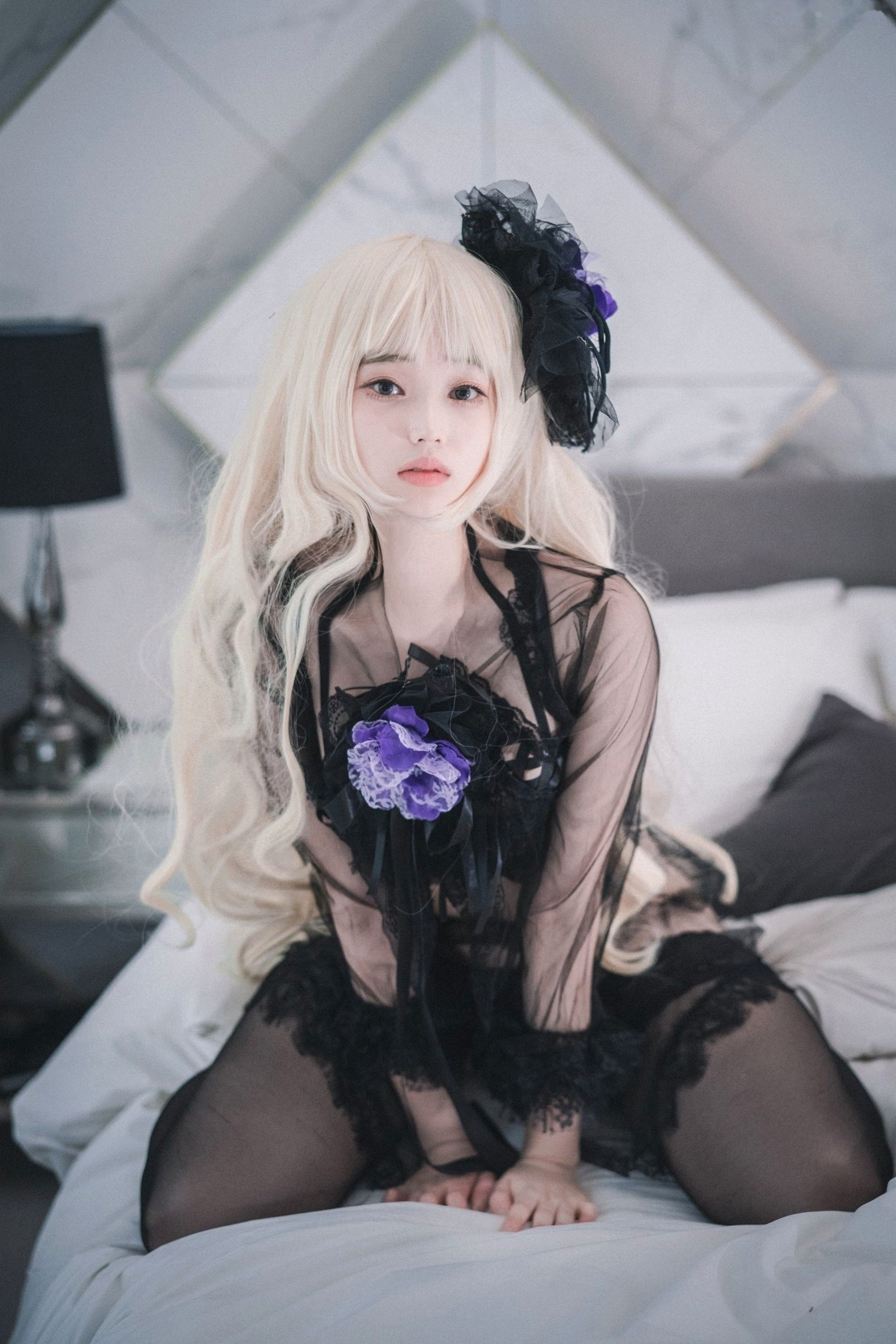 Gallery - 韩国美女Bambi斑比《命运之子》丽塔Cosplay:暗黑哥特风黑丝蕾丝内衣,精致白发造型诱惑写真韩国性感内衣黑丝角色扮演 女神私房照_秀色女神