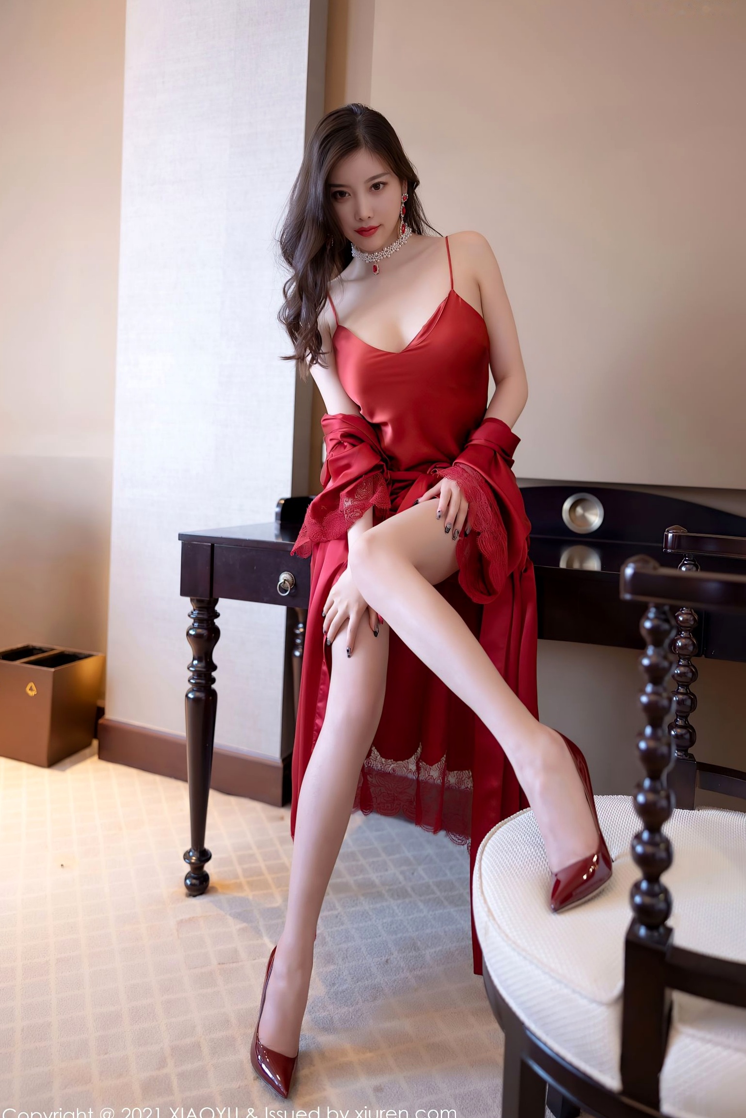 Gallery - 杨晨晨Sugar猩红吊带裙私房大片:黑色蕾丝内衣与黑丝高跟的极致诱惑,冷艳御姐高端酒店旅拍系列语画界 - Painting World 性感私房照黑丝女神诱惑 女神私房照_秀色女神