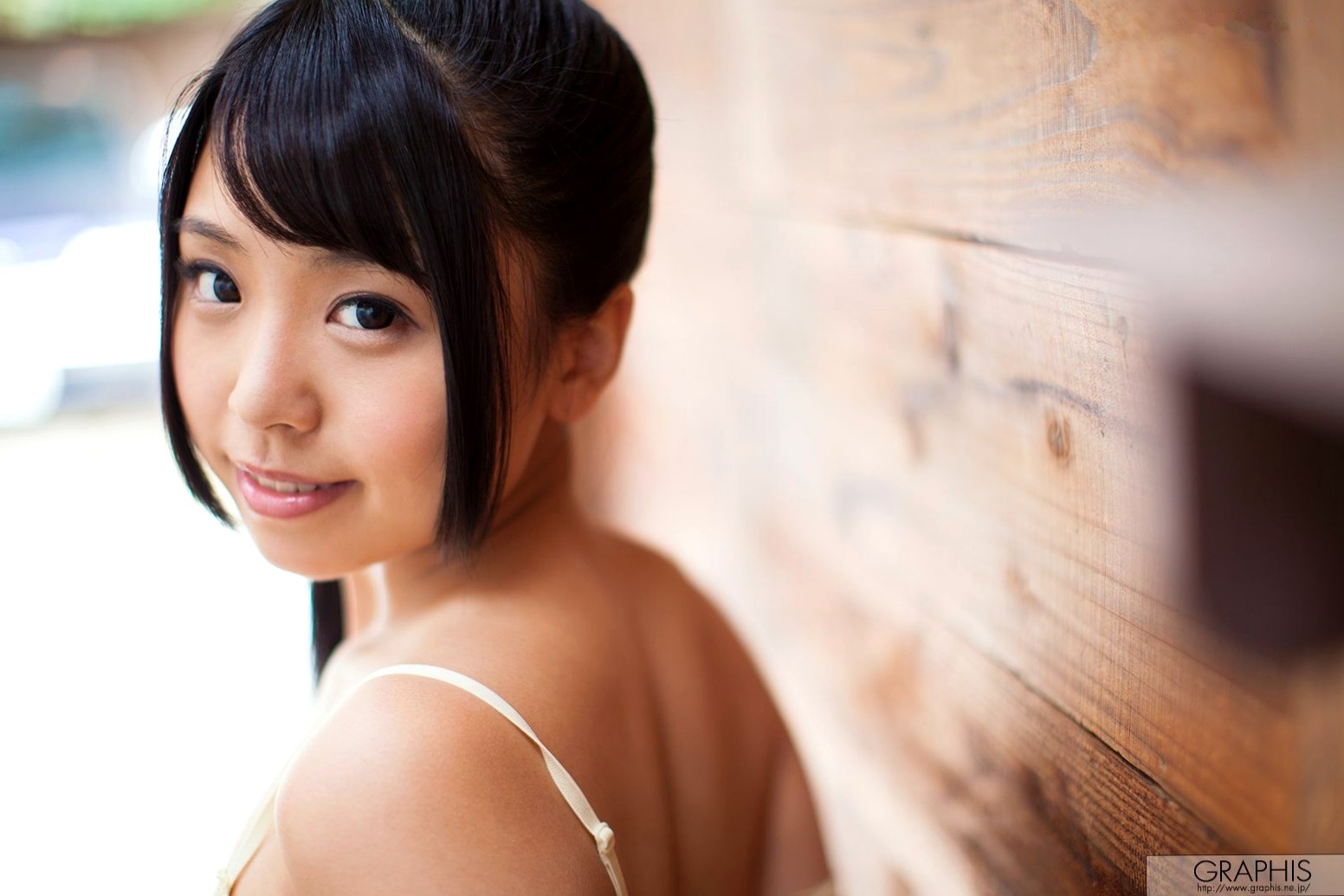 Graphis_桥本麻耶(Maya Hashimoto)清新户外写真,迷人诱惑初次出道美图集