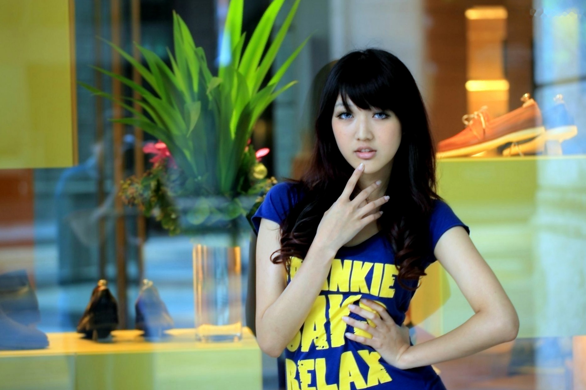 台湾正妹Jill陈玮廷机车街拍主题写真:酷飒御姐户外高清大合集