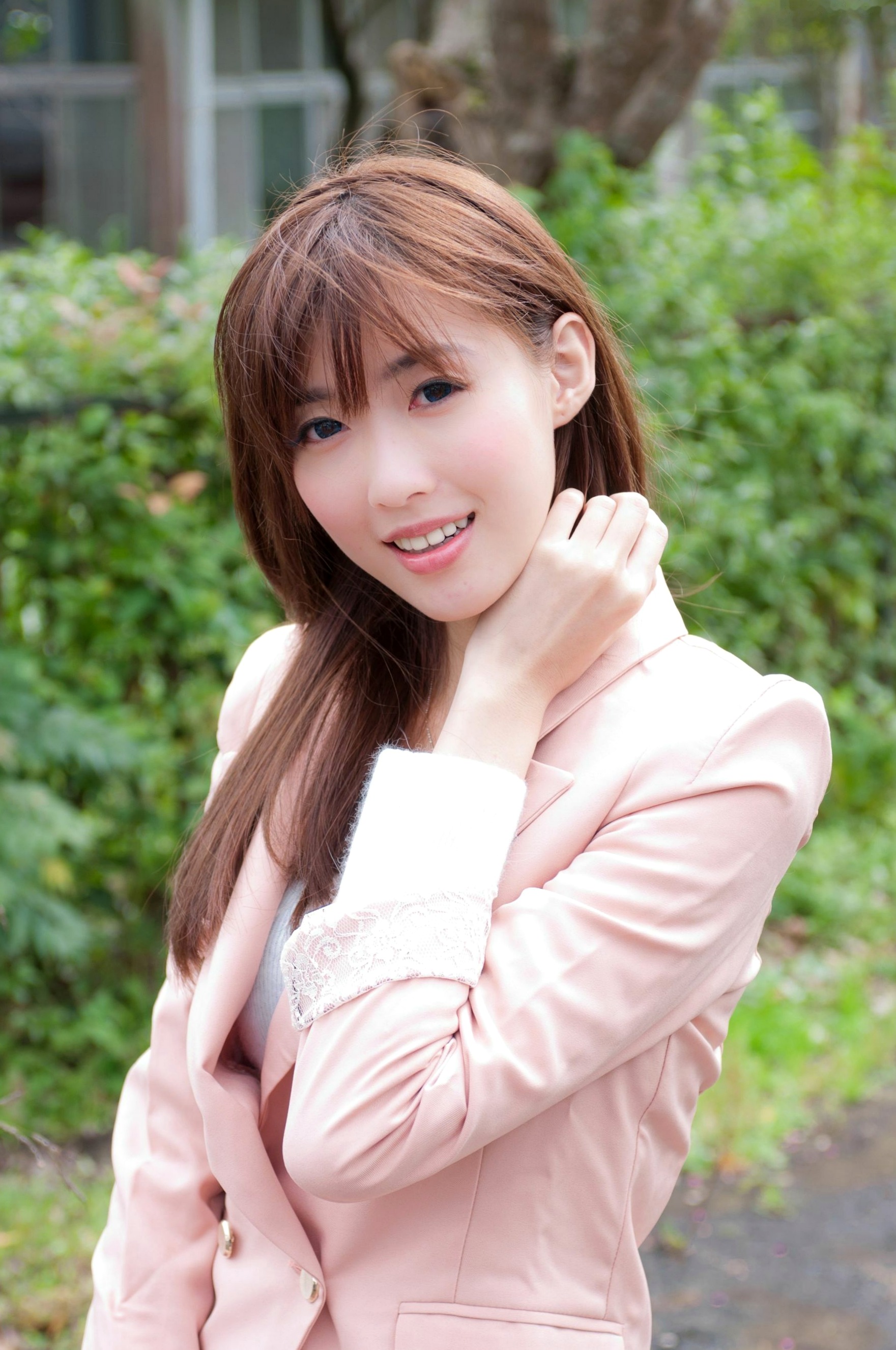台湾正妹Kila晶晶/金允乔校园美拍:清新纯美针织衫户外写真系列图片
