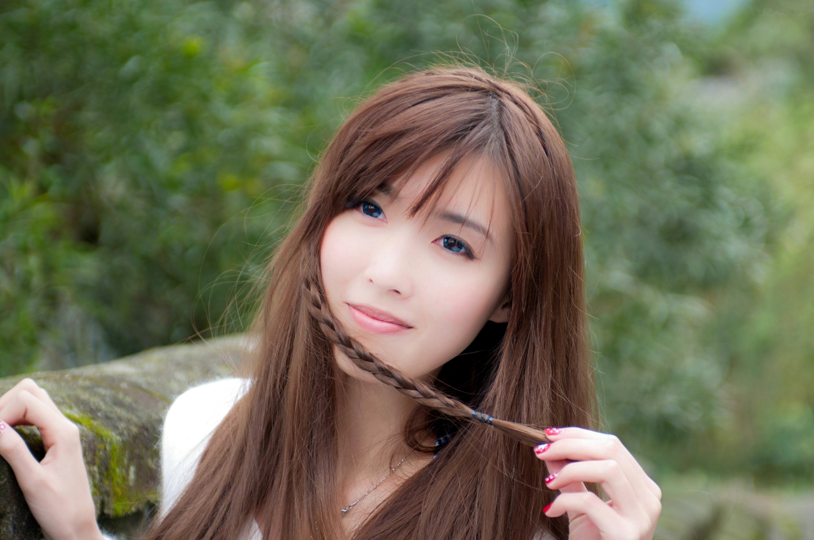 台湾正妹Kila晶晶/金允乔校园美拍:清新纯美针织衫户外写真系列图片