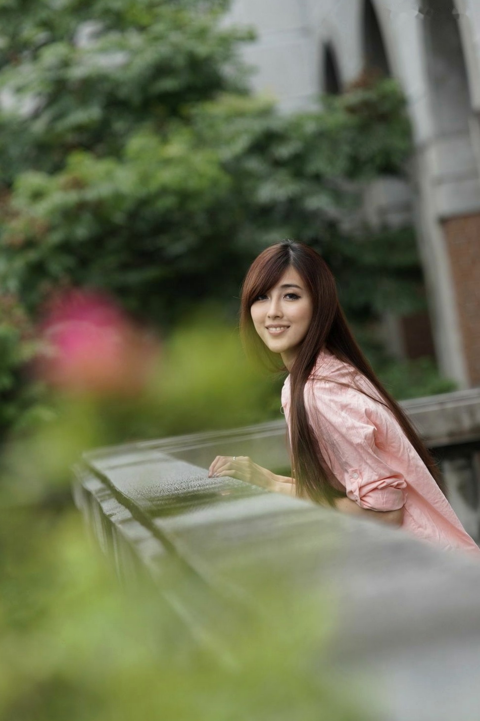 台湾正妹Kila晶晶/金允乔校园美拍:清新纯美针织衫户外写真系列图片