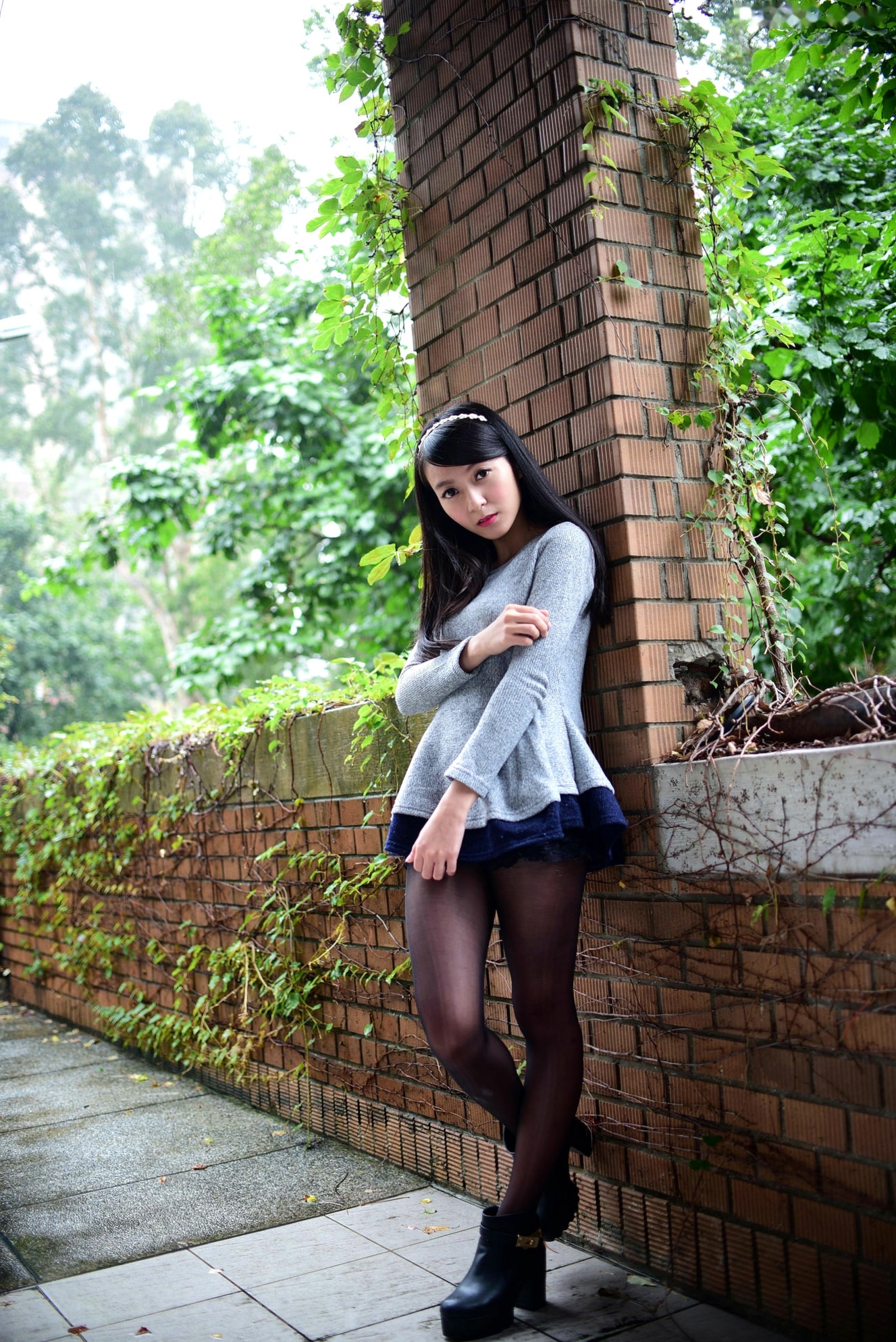 台湾正妹攸攸《台湾大学清新外拍》:初恋感校园风,甜美青春少女写真集