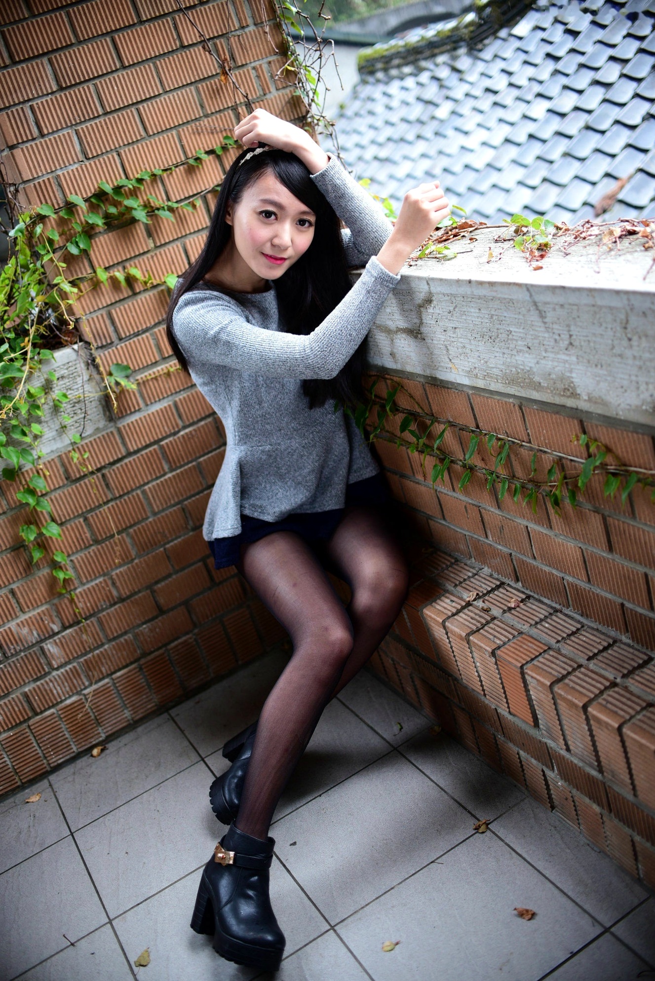 台湾正妹攸攸《台湾大学清新外拍》:初恋感校园风,甜美青春少女写真集