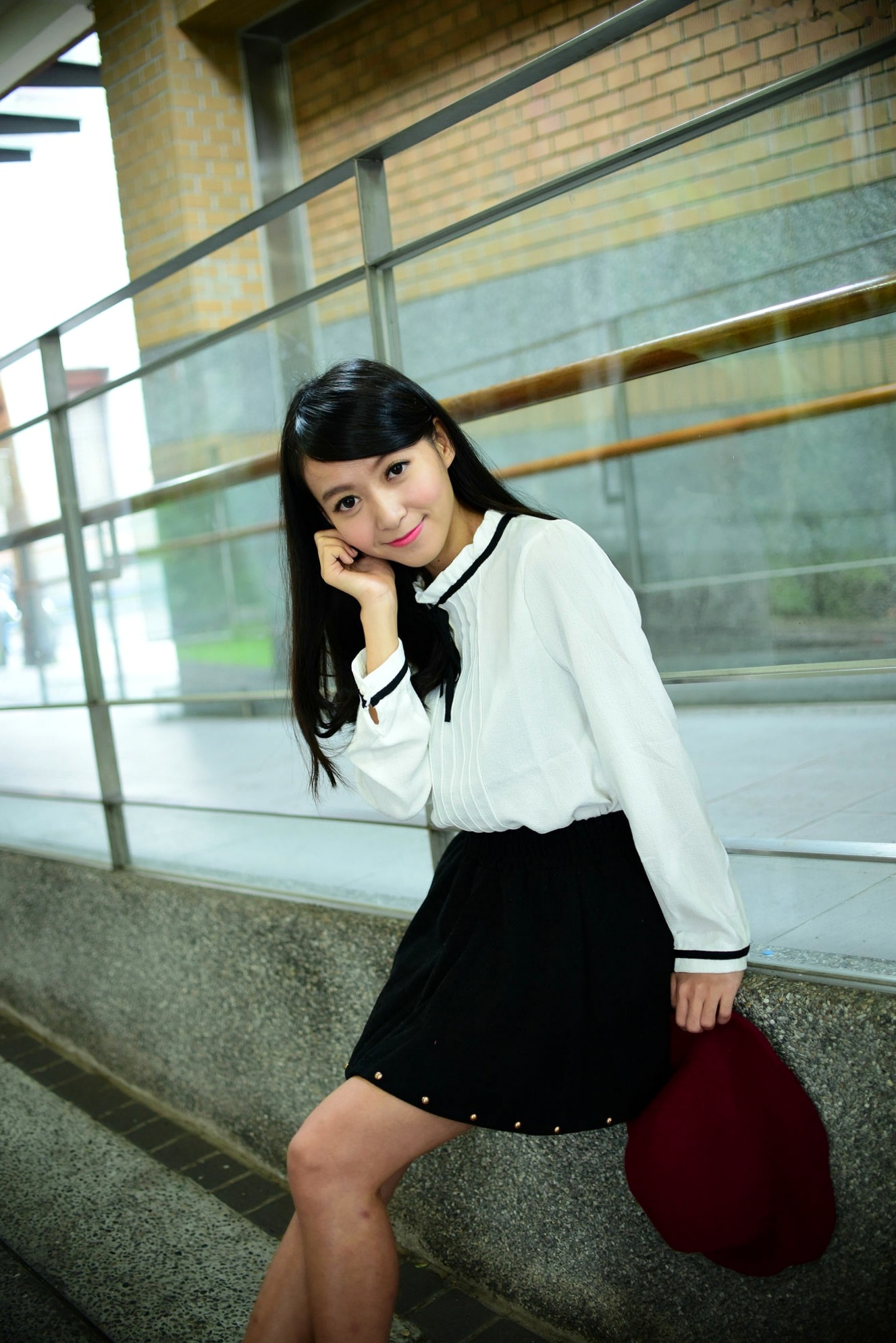 台湾正妹攸攸《台湾大学清新外拍》:初恋感校园风,甜美青春少女写真集