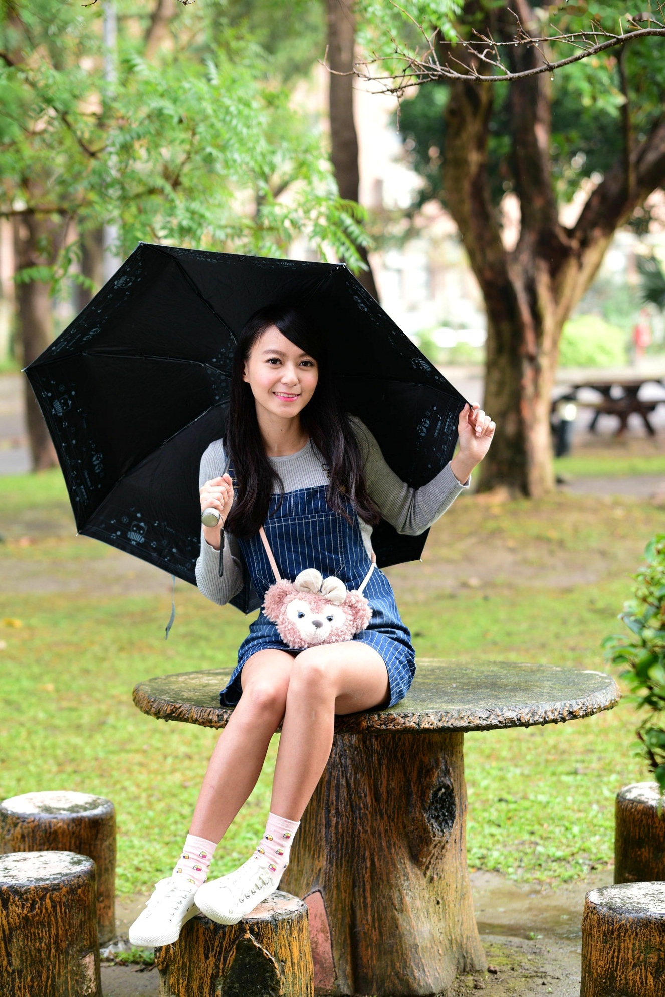 台湾正妹攸攸《台湾大学清新外拍》:初恋感校园风,甜美青春少女写真集