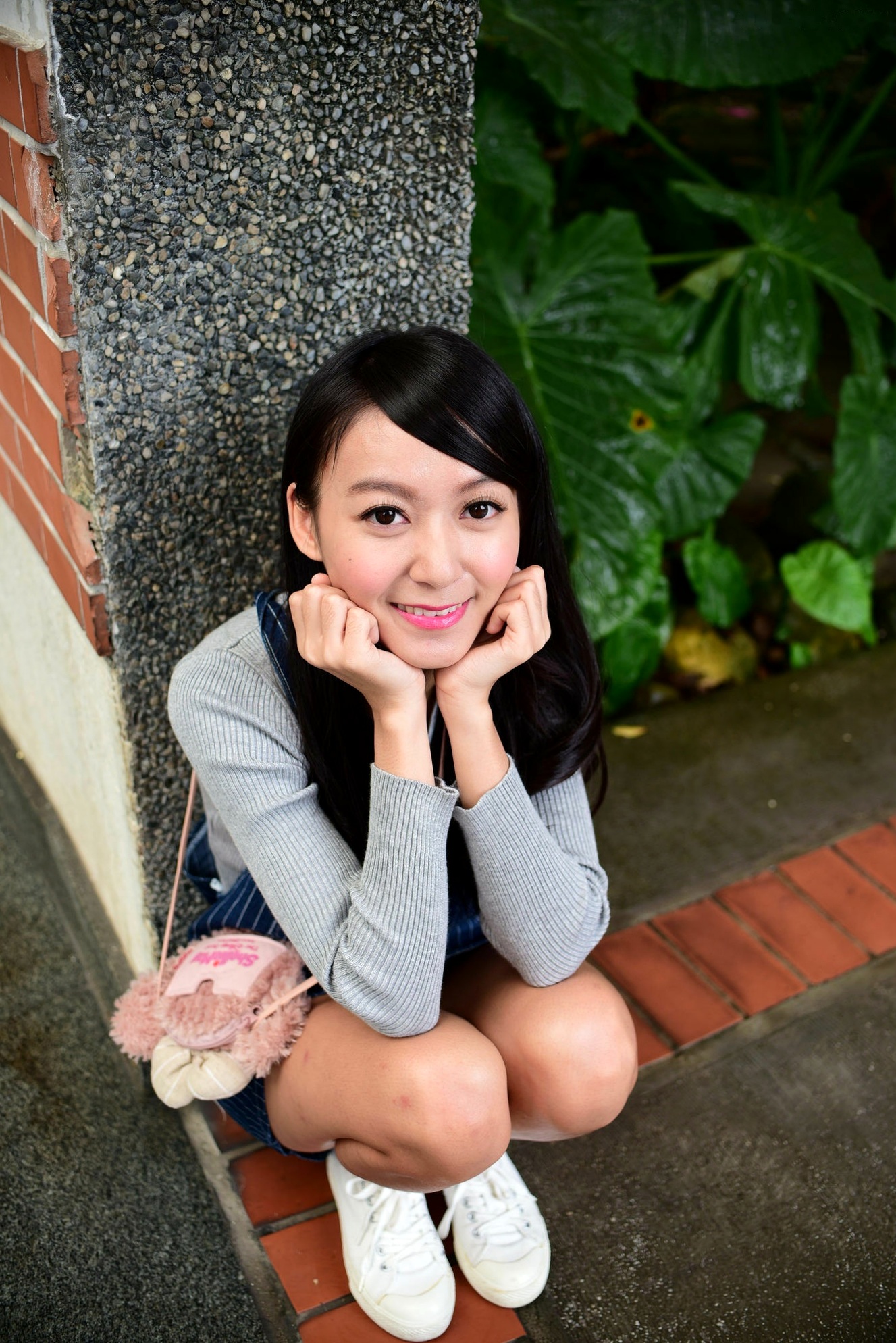 台湾正妹攸攸《台湾大学清新外拍》:初恋感校园风,甜美青春少女写真集