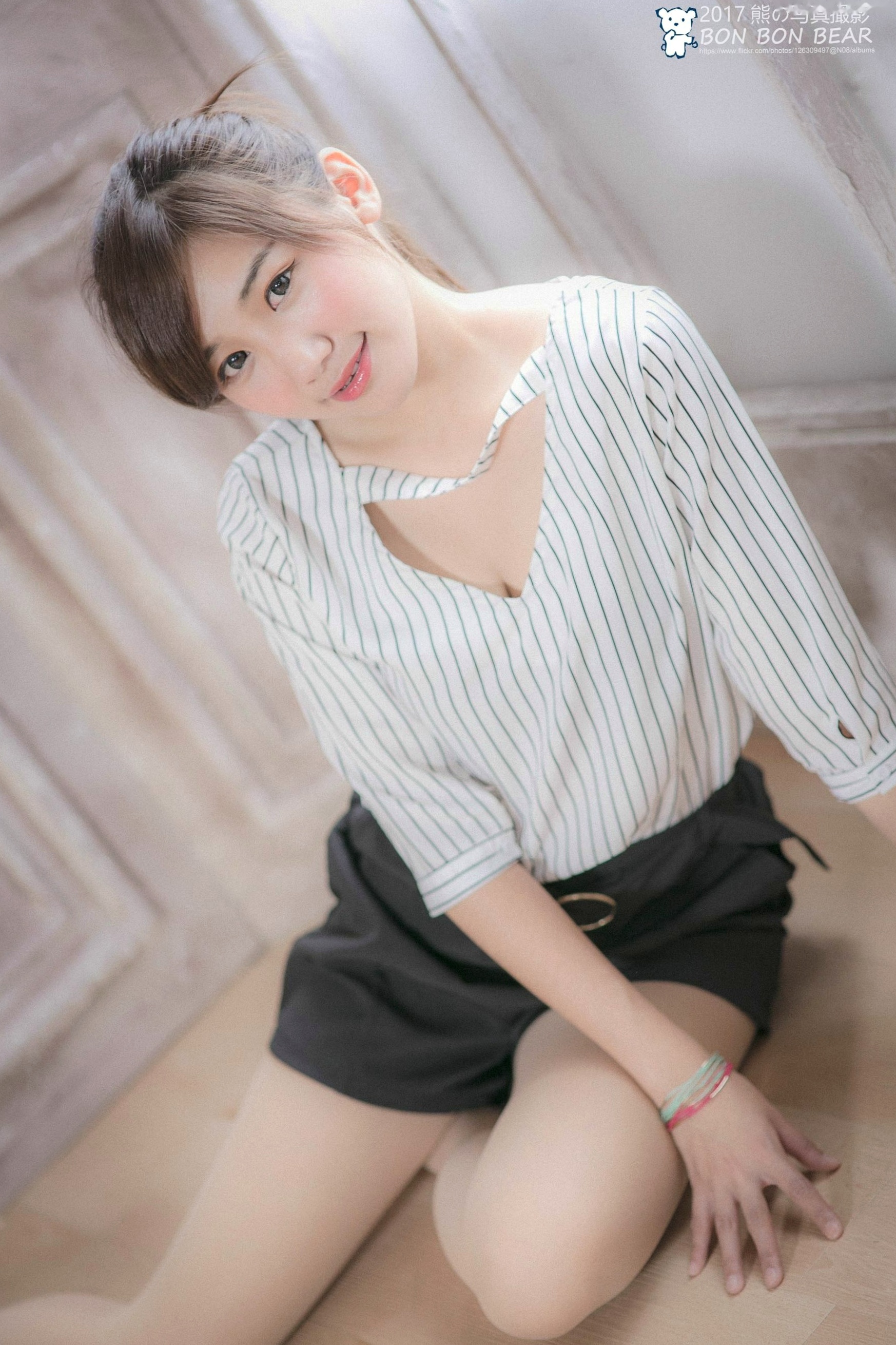 台湾正妹车车《迷迭森林》清新治愈私房写真,青春美少女居家清纯气质甜美影集
