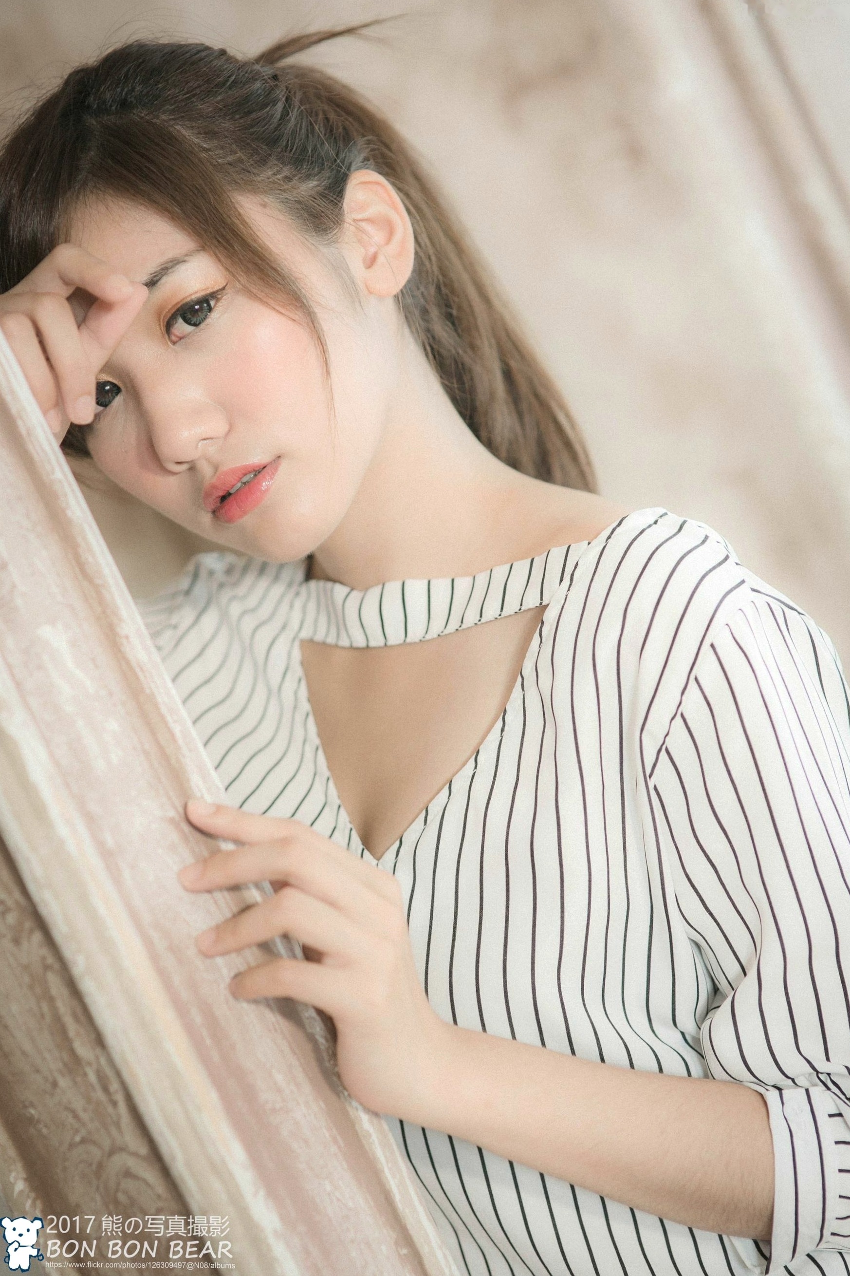 台湾正妹车车《迷迭森林》清新治愈私房写真,青春美少女居家清纯气质甜美影集