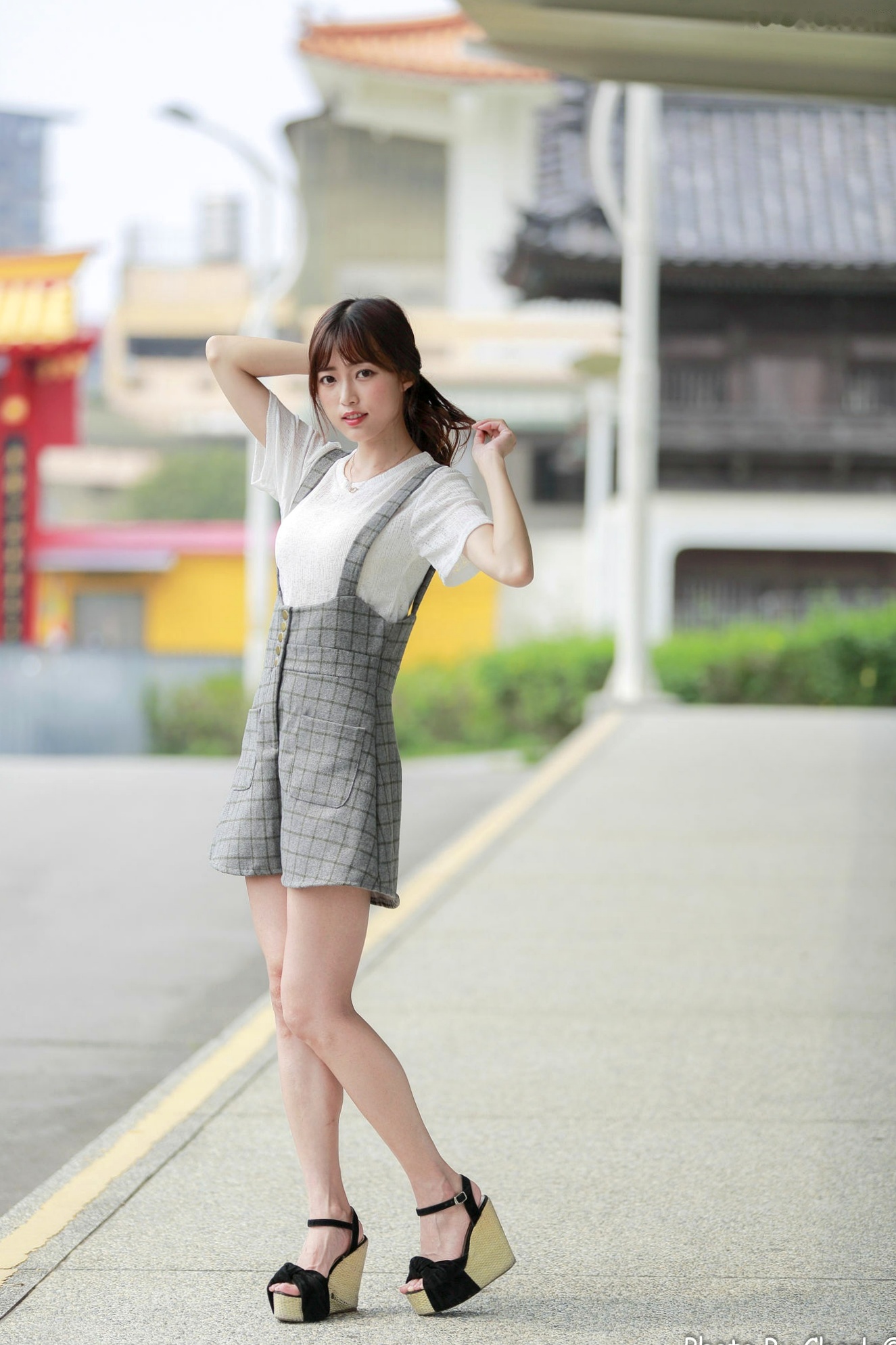 台湾正妹彭丽嘉(Lady憶憶)圆山花博户外写真,青春简约穿搭展现清新甜美气质