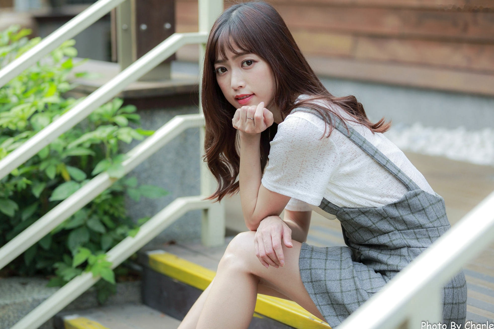 台湾正妹彭丽嘉(Lady憶憶)圆山花博户外写真,青春简约穿搭展现清新甜美气质
