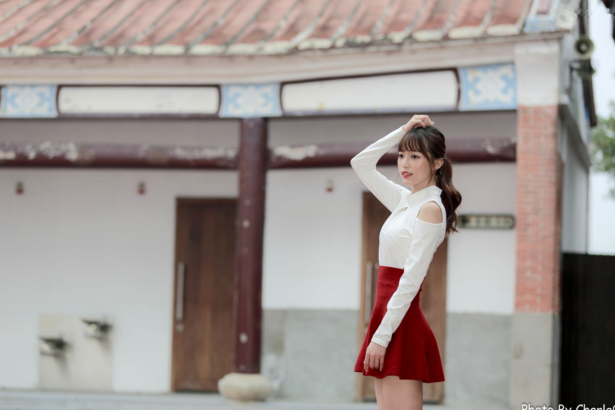 台湾正妹彭丽嘉(Lady憶憶)圆山花博户外写真,青春简约穿搭展现清新甜美气质