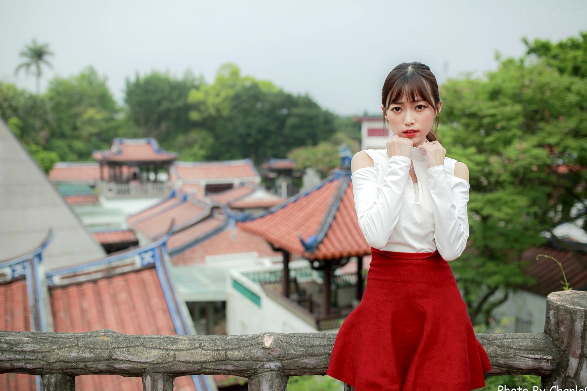 台湾正妹彭丽嘉(Lady憶憶)圆山花博户外写真,青春简约穿搭展现清新甜美气质