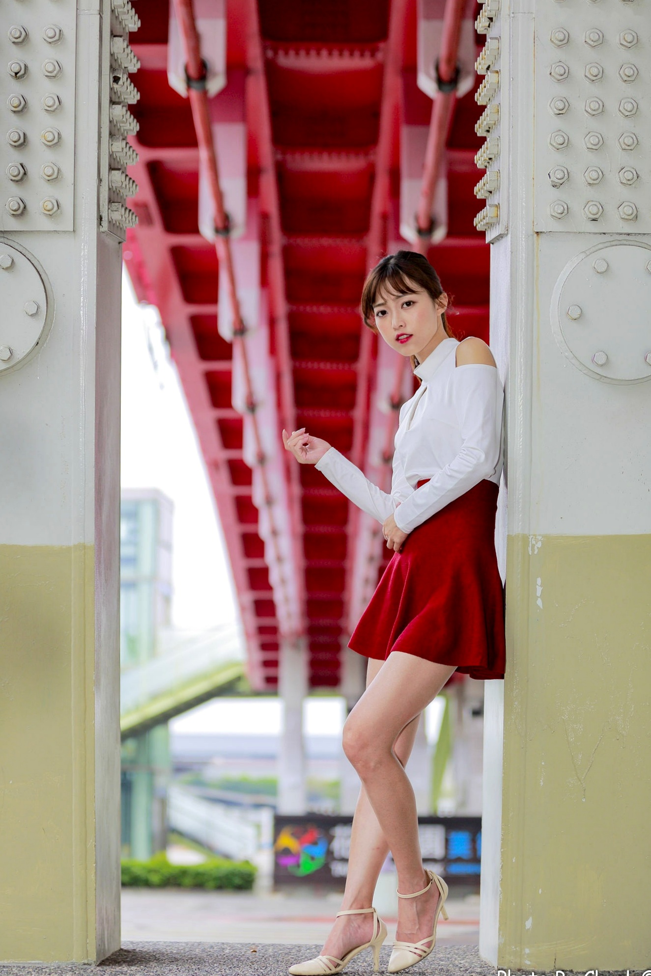 台湾正妹彭丽嘉(Lady憶憶)圆山花博户外写真,青春简约穿搭展现清新甜美气质