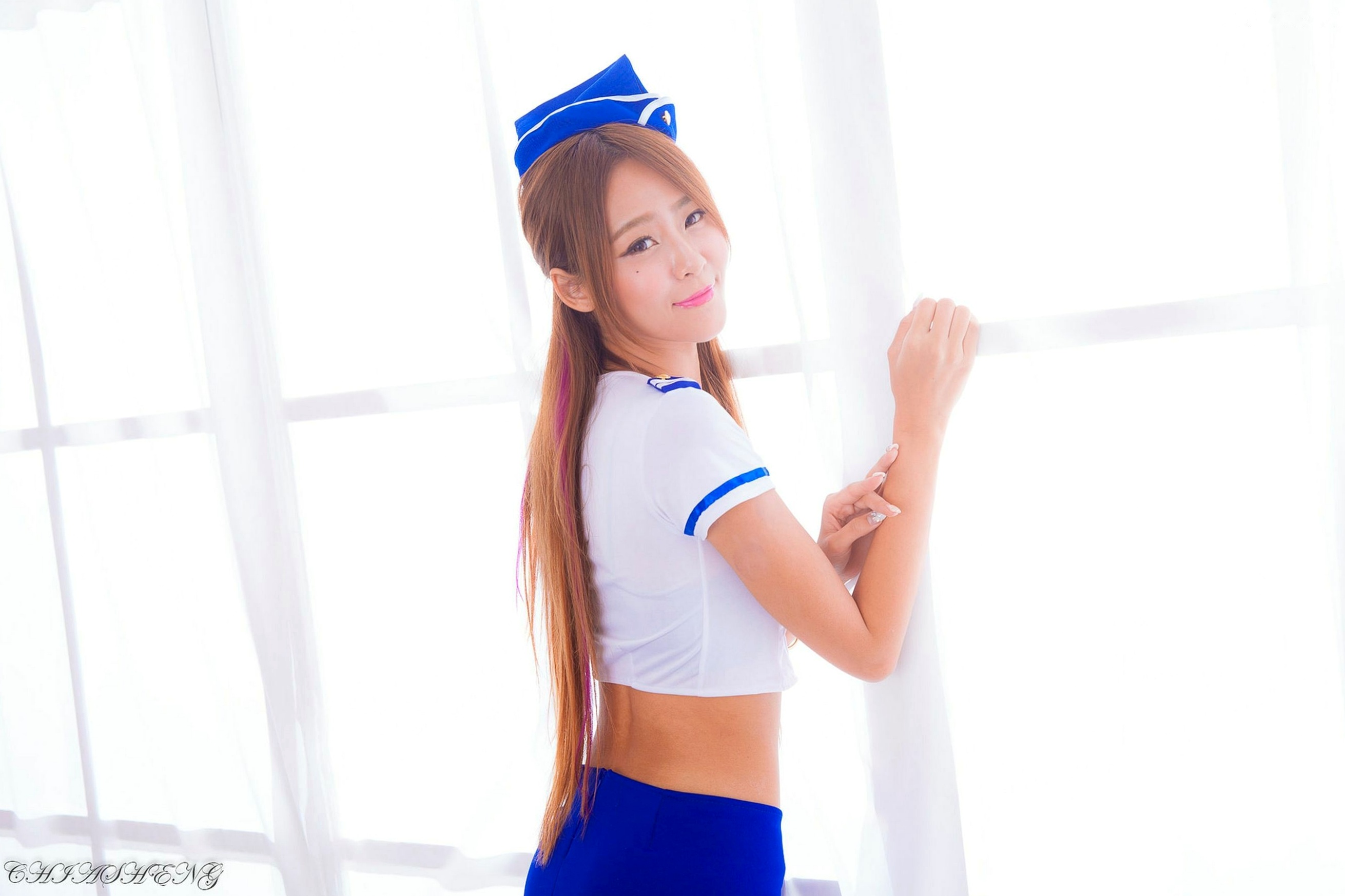台湾正妹庄温妮Winnie百变时装棚拍,清纯校服与性感制服诱惑套图合集 (104P)