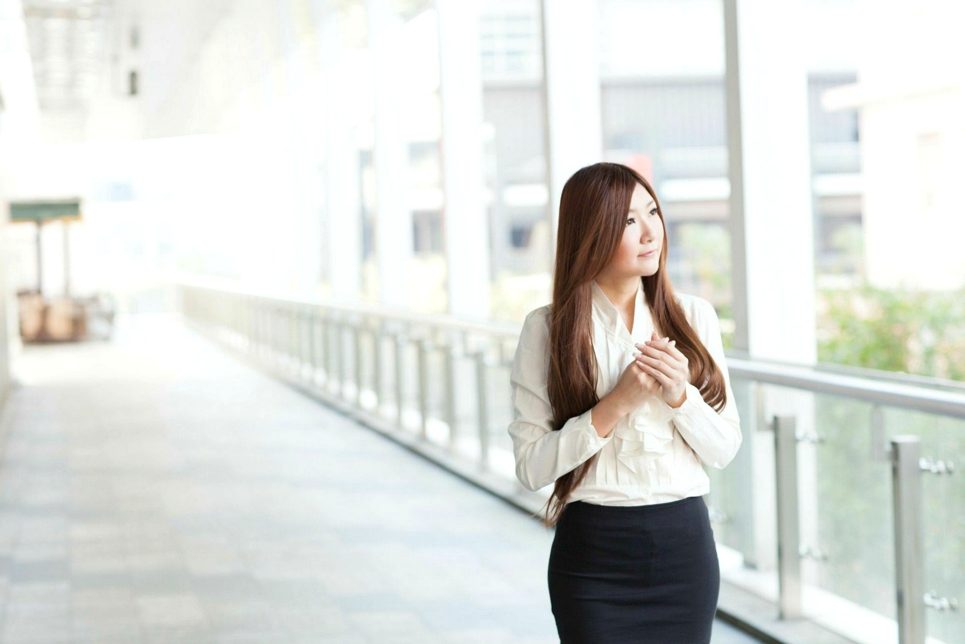 台湾正妹Michelle小羽/谢馥羽《信义区街拍黑丝OL》时尚职场制服诱惑写真集