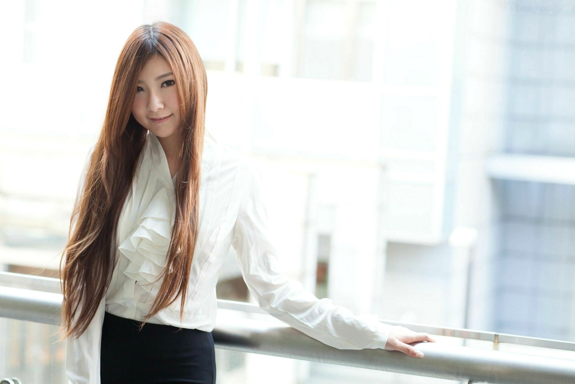 台湾正妹Michelle小羽/谢馥羽《信义区街拍黑丝OL》时尚职场制服诱惑写真集