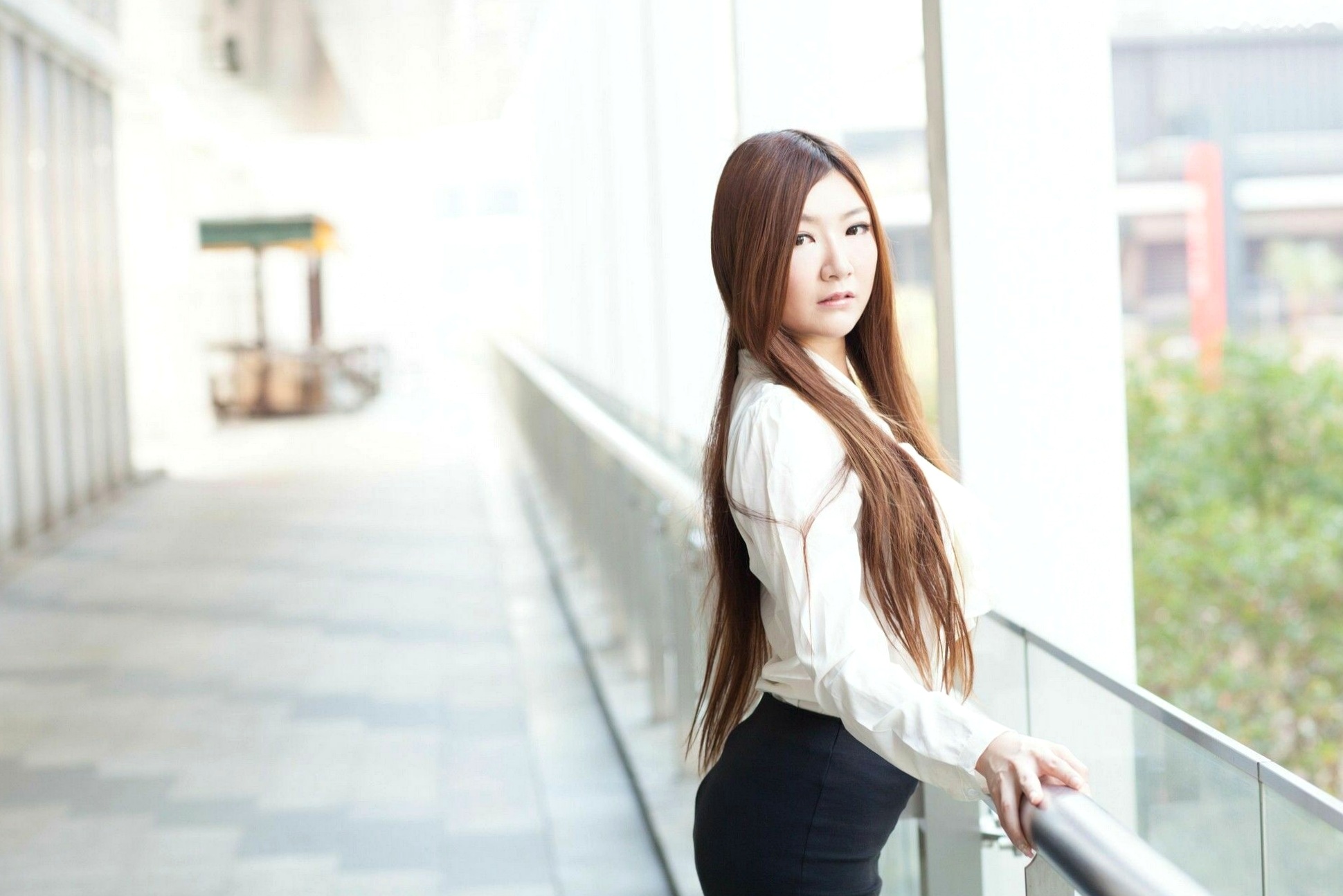 台湾正妹Michelle小羽/谢馥羽《信义区街拍黑丝OL》时尚职场制服诱惑写真集