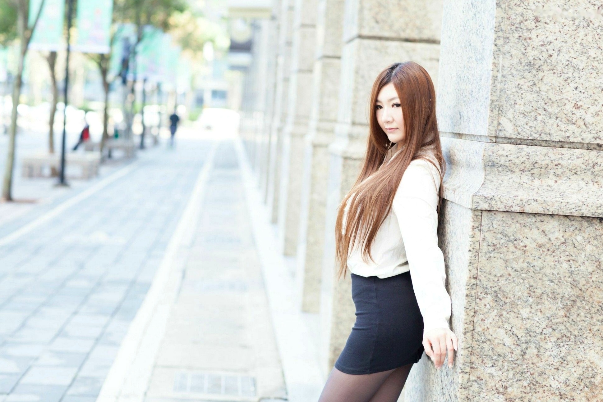 台湾正妹Michelle小羽/谢馥羽《信义区街拍黑丝OL》时尚职场制服诱惑写真集