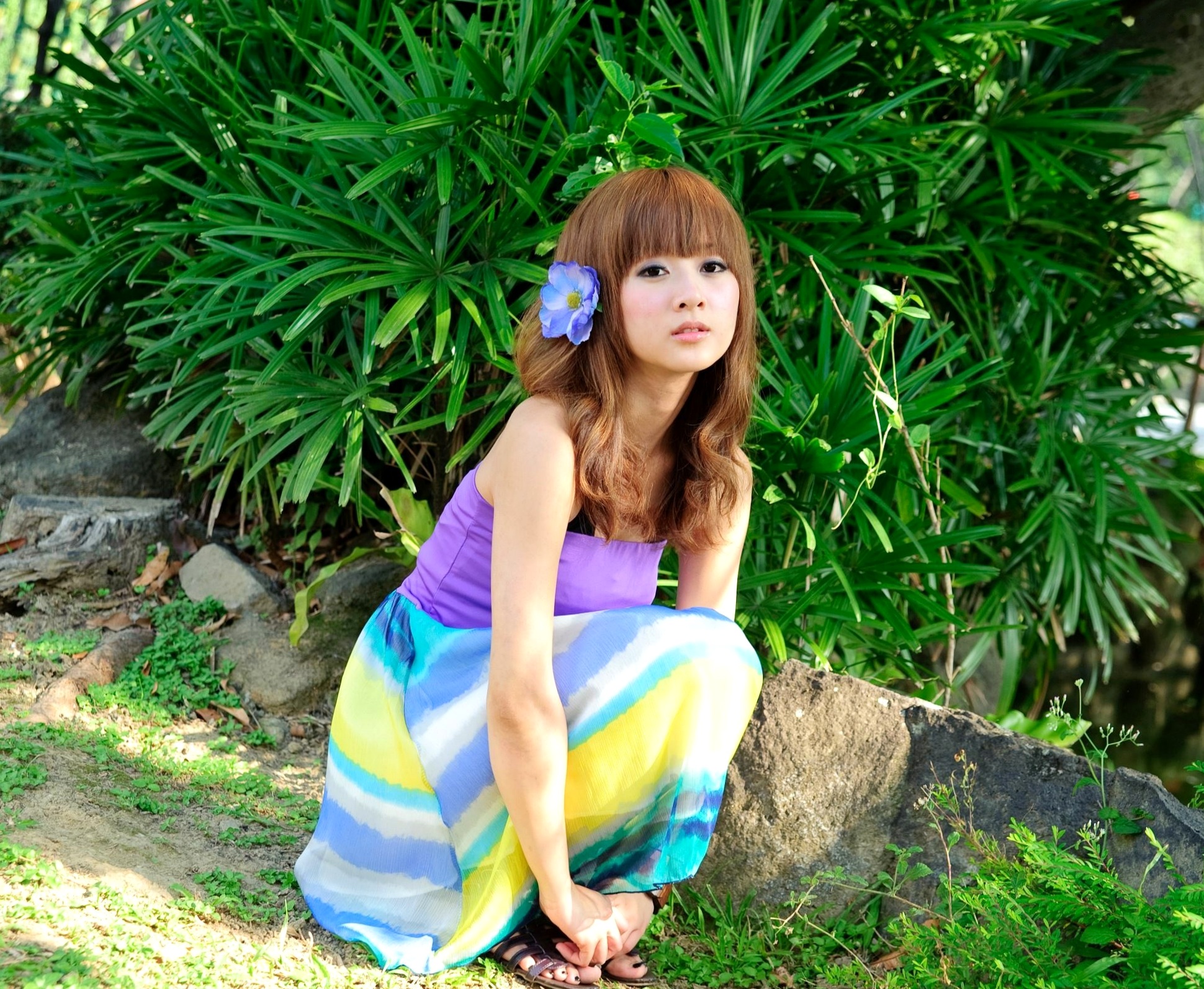 台湾正妹Mikako/果子MM户外唯美写真,华丽宫廷风与清新夏日裙装,双溪公园士林官邸赏心悦目实拍