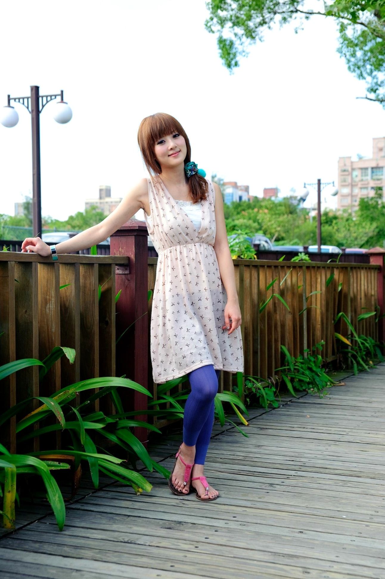 台湾正妹Mikako/果子MM户外唯美写真,华丽宫廷风与清新夏日裙装,双溪公园士林官邸赏心悦目实拍