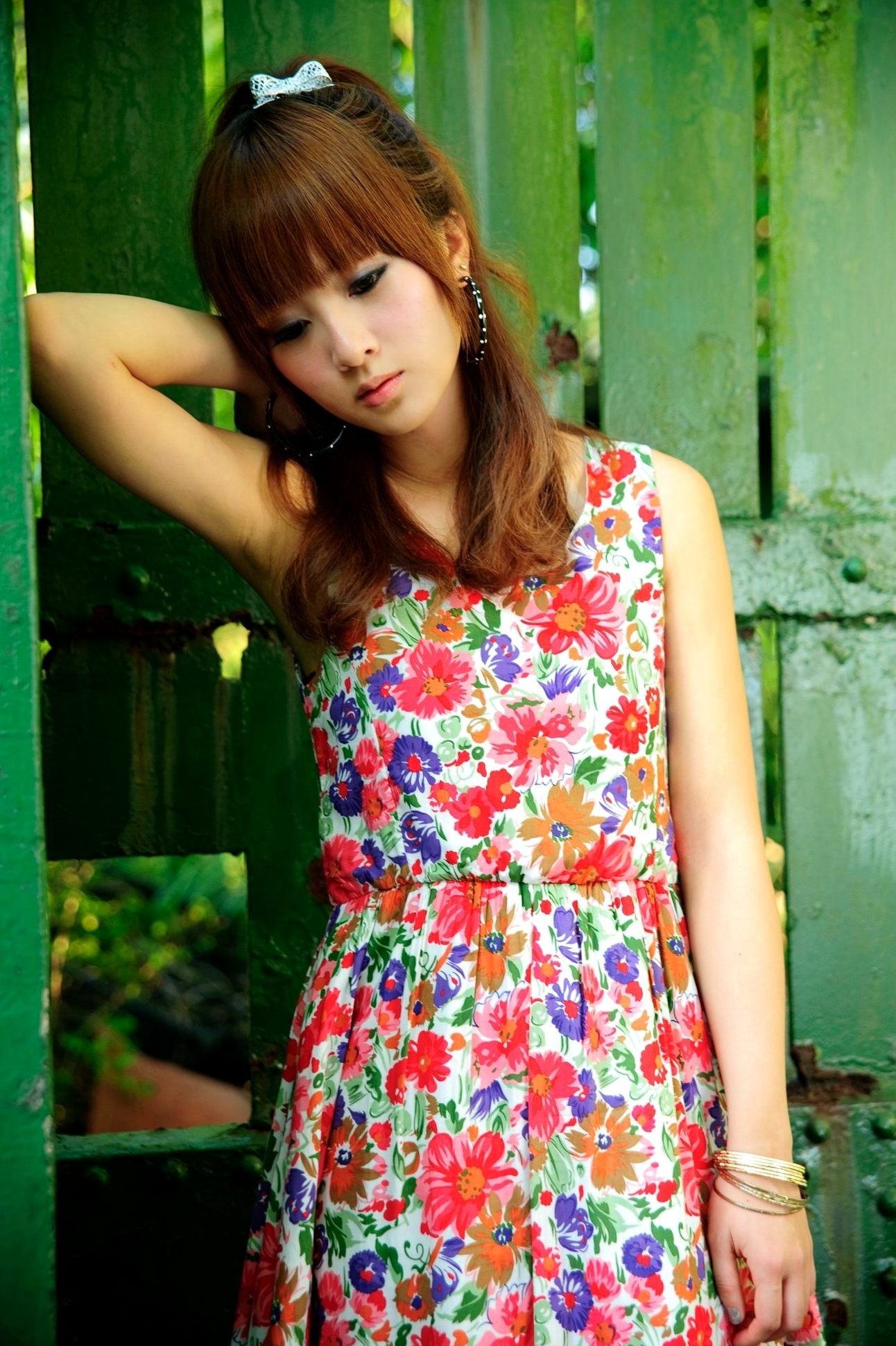 台湾正妹Mikako/果子MM户外唯美写真,华丽宫廷风与清新夏日裙装,双溪公园士林官邸赏心悦目实拍