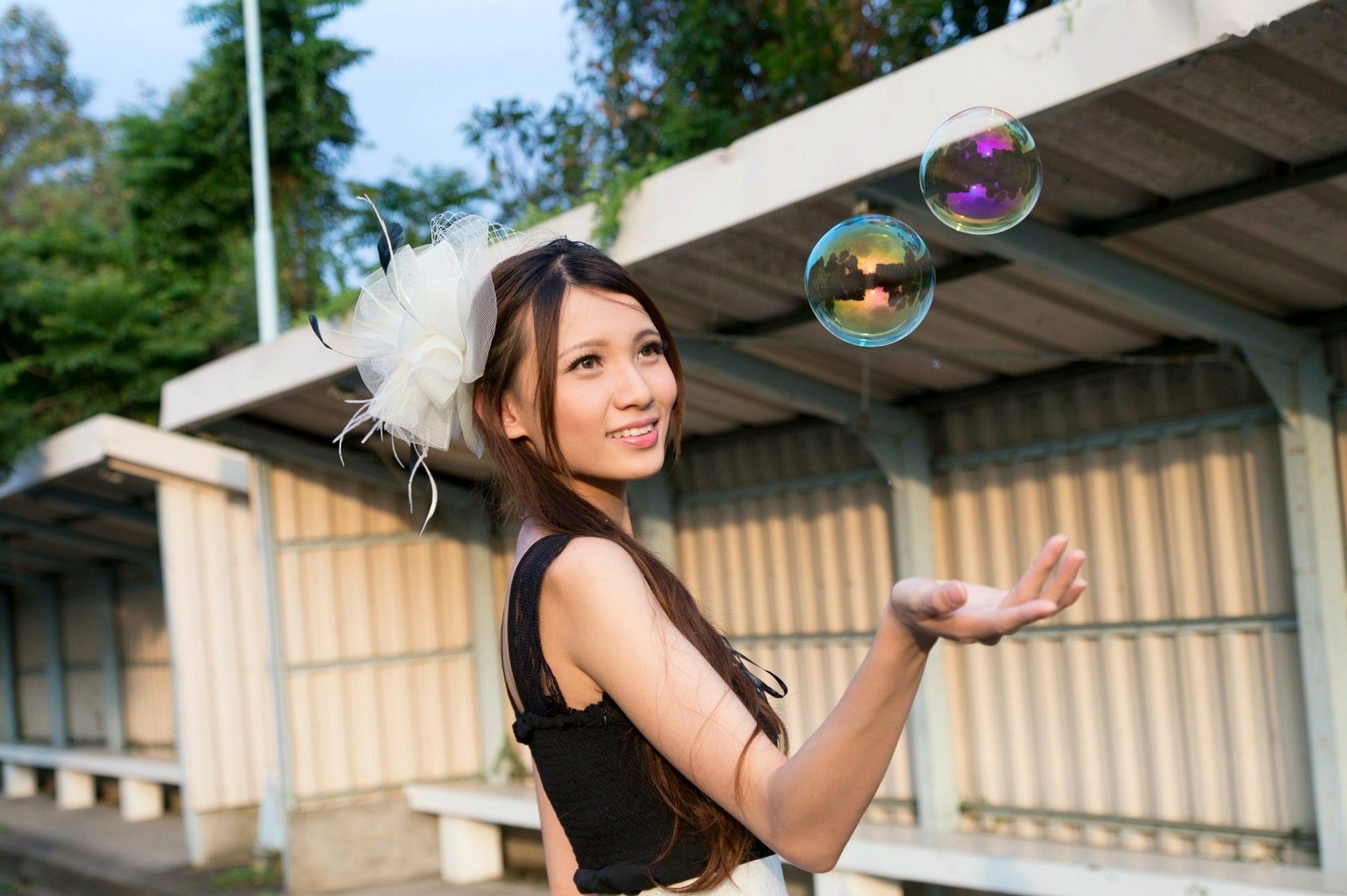 台湾正妹蔡译心Candice清新修长美腿写真集,室内时尚穿搭风格高清作品集